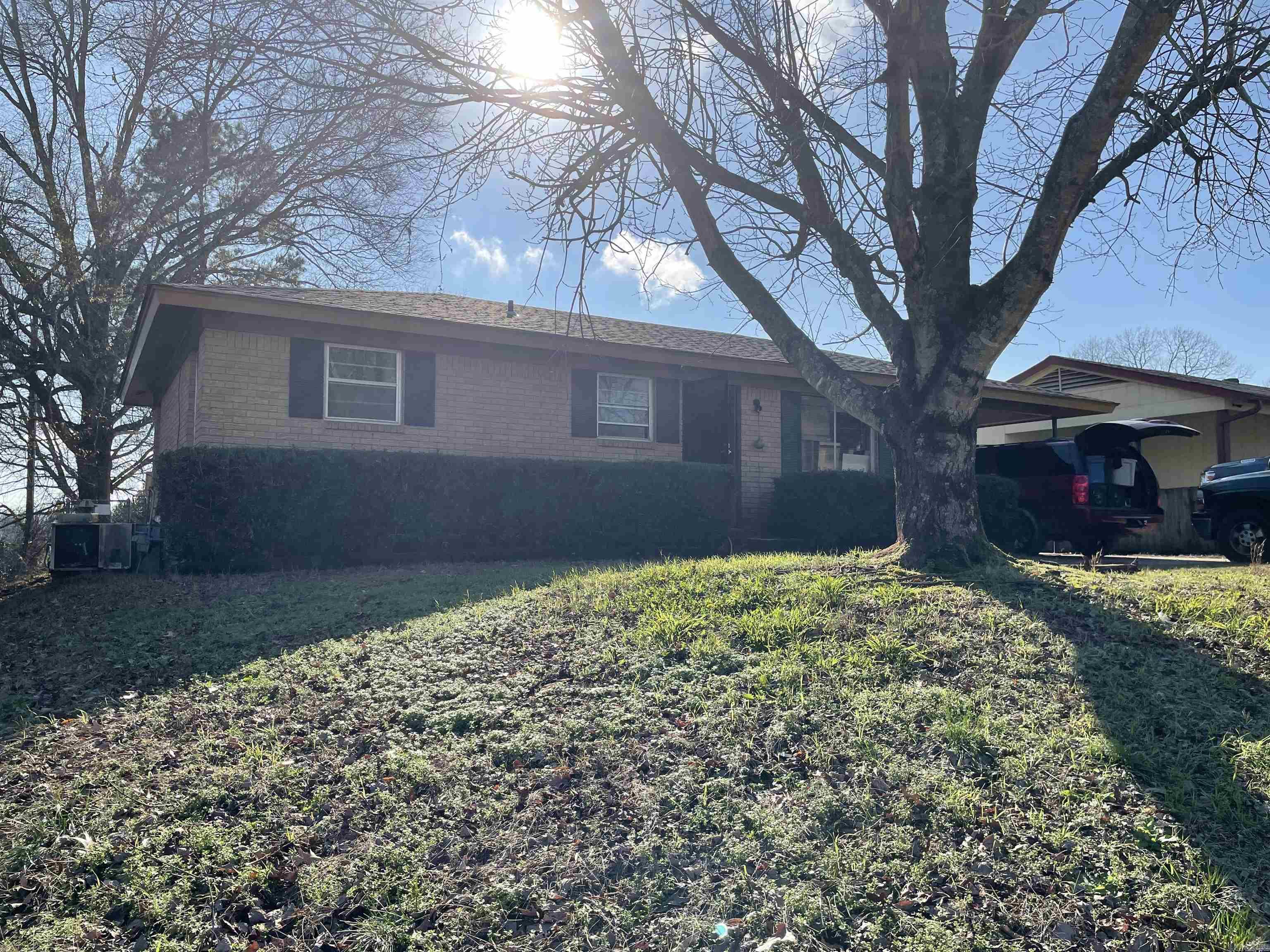 WAKEFIELD VILLAGE - Residential