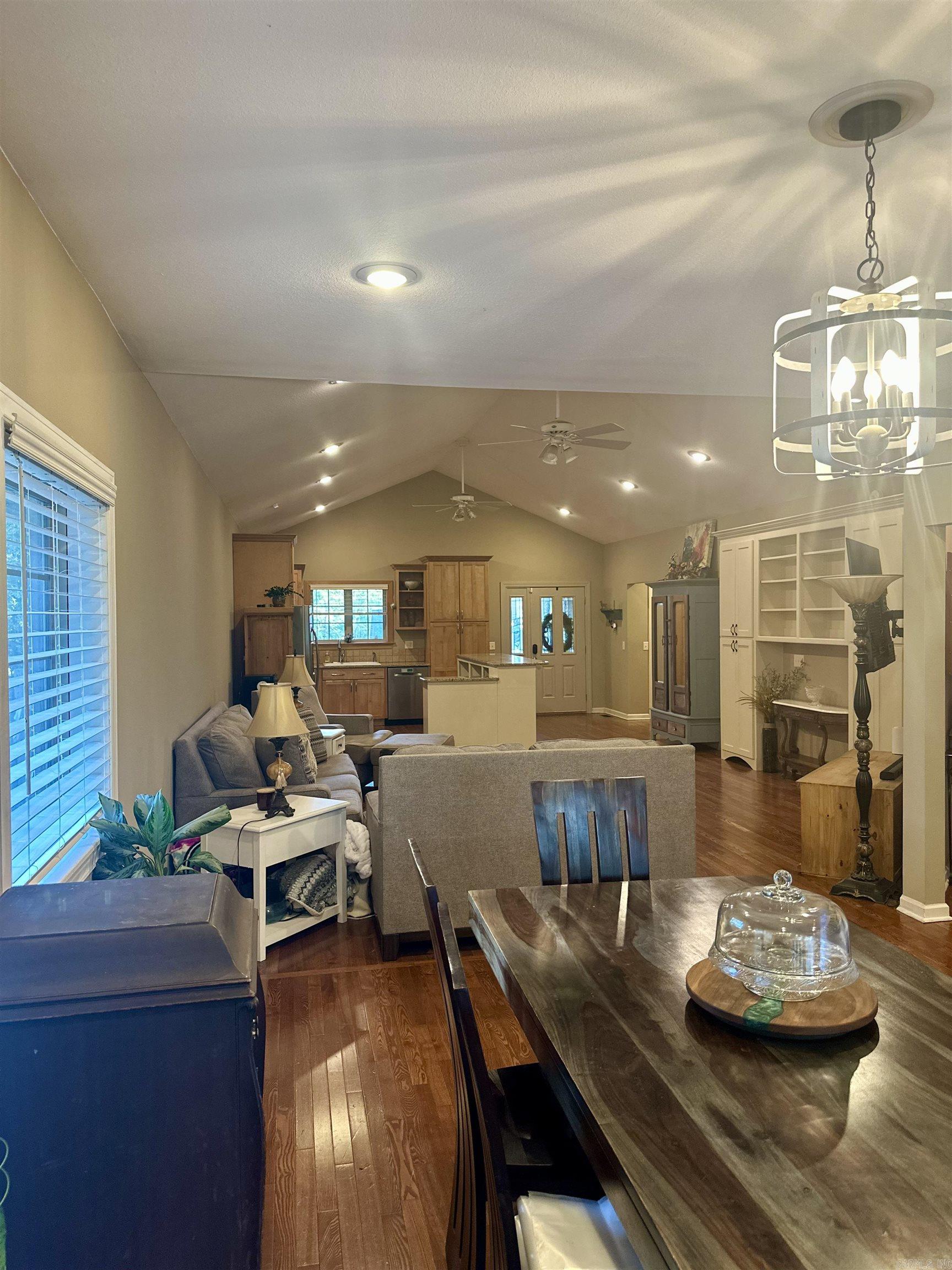 SKYWAY - Residential
