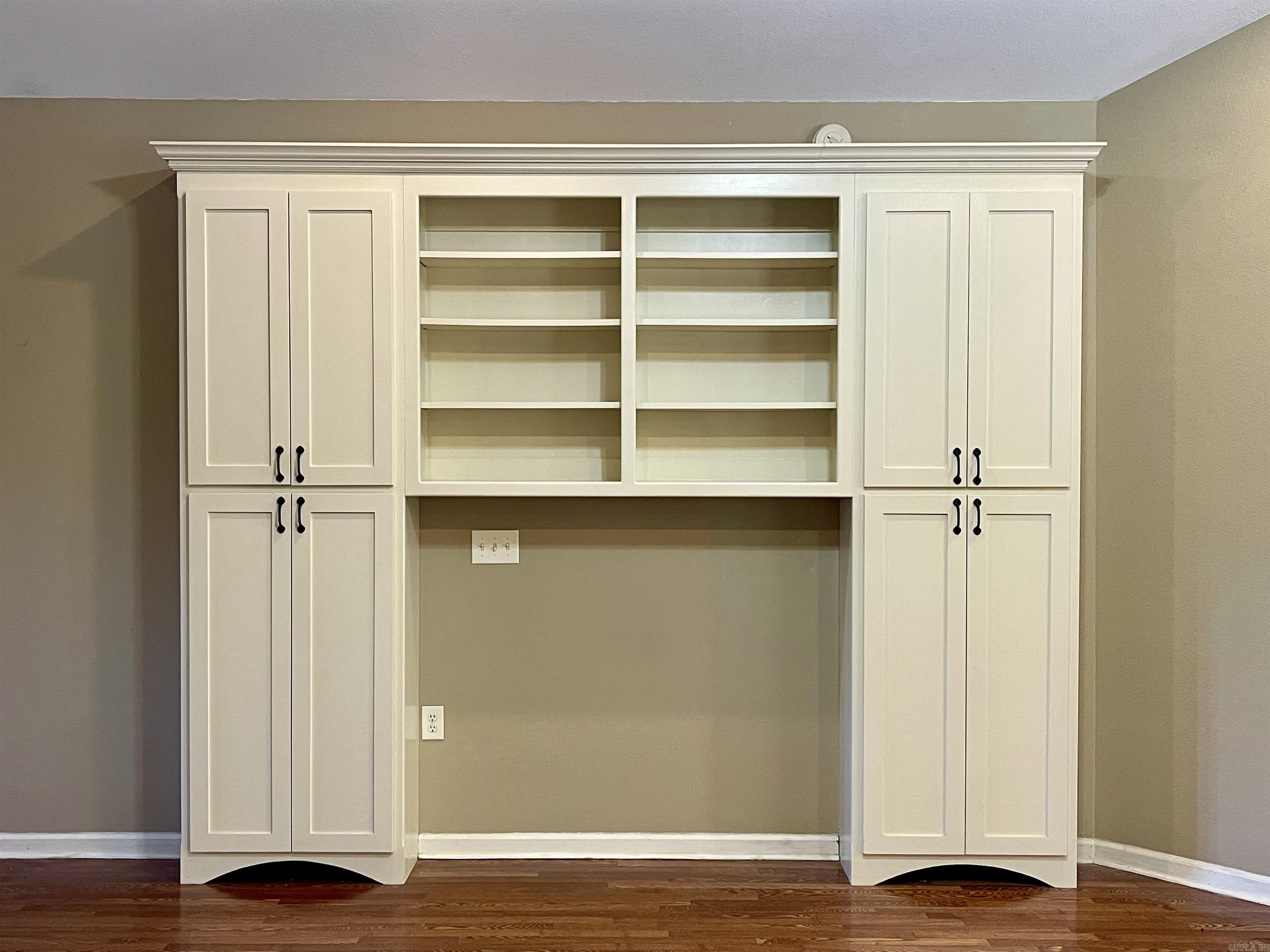 SKYWAY - Residential