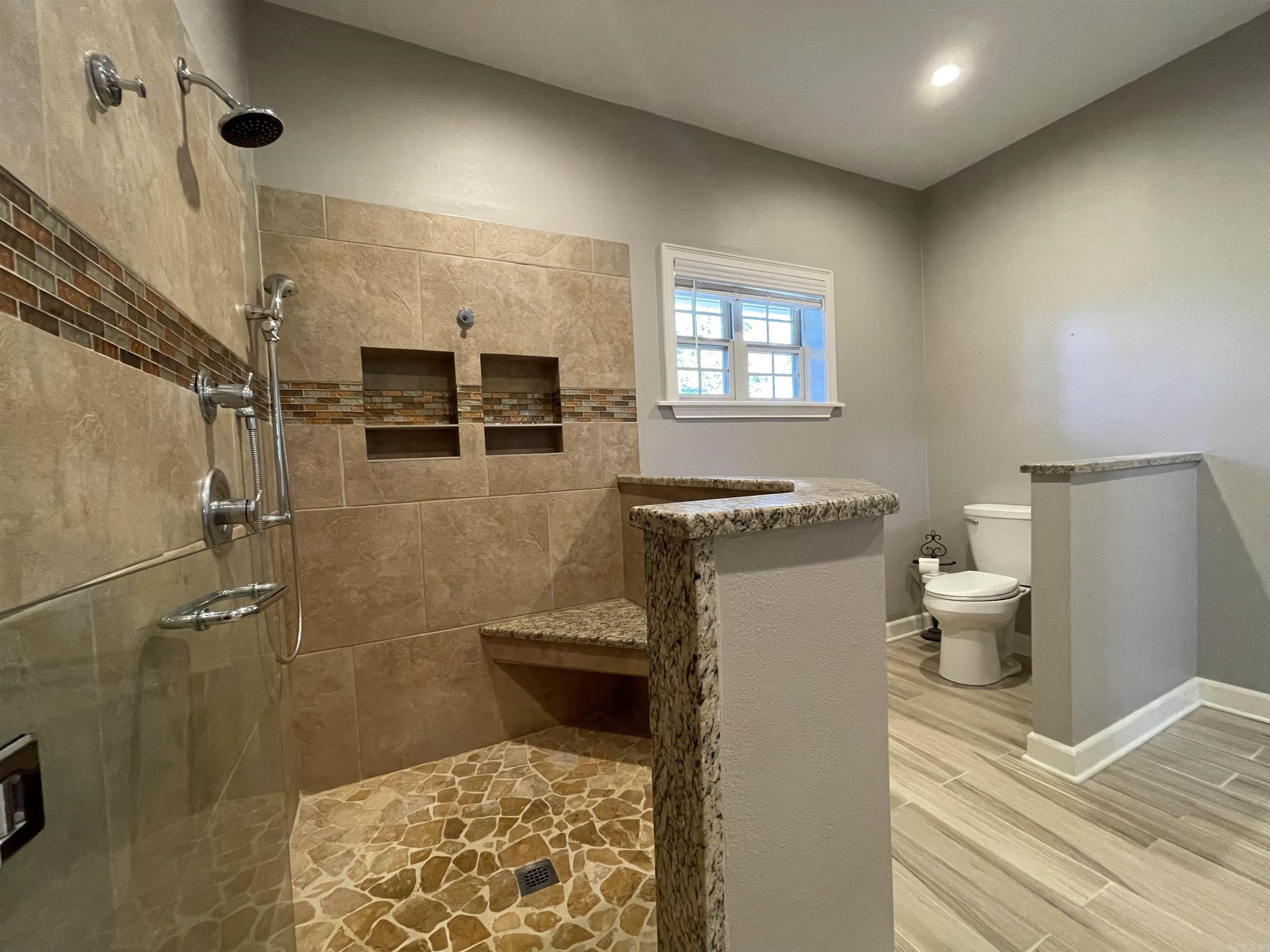 SKYWAY - Residential