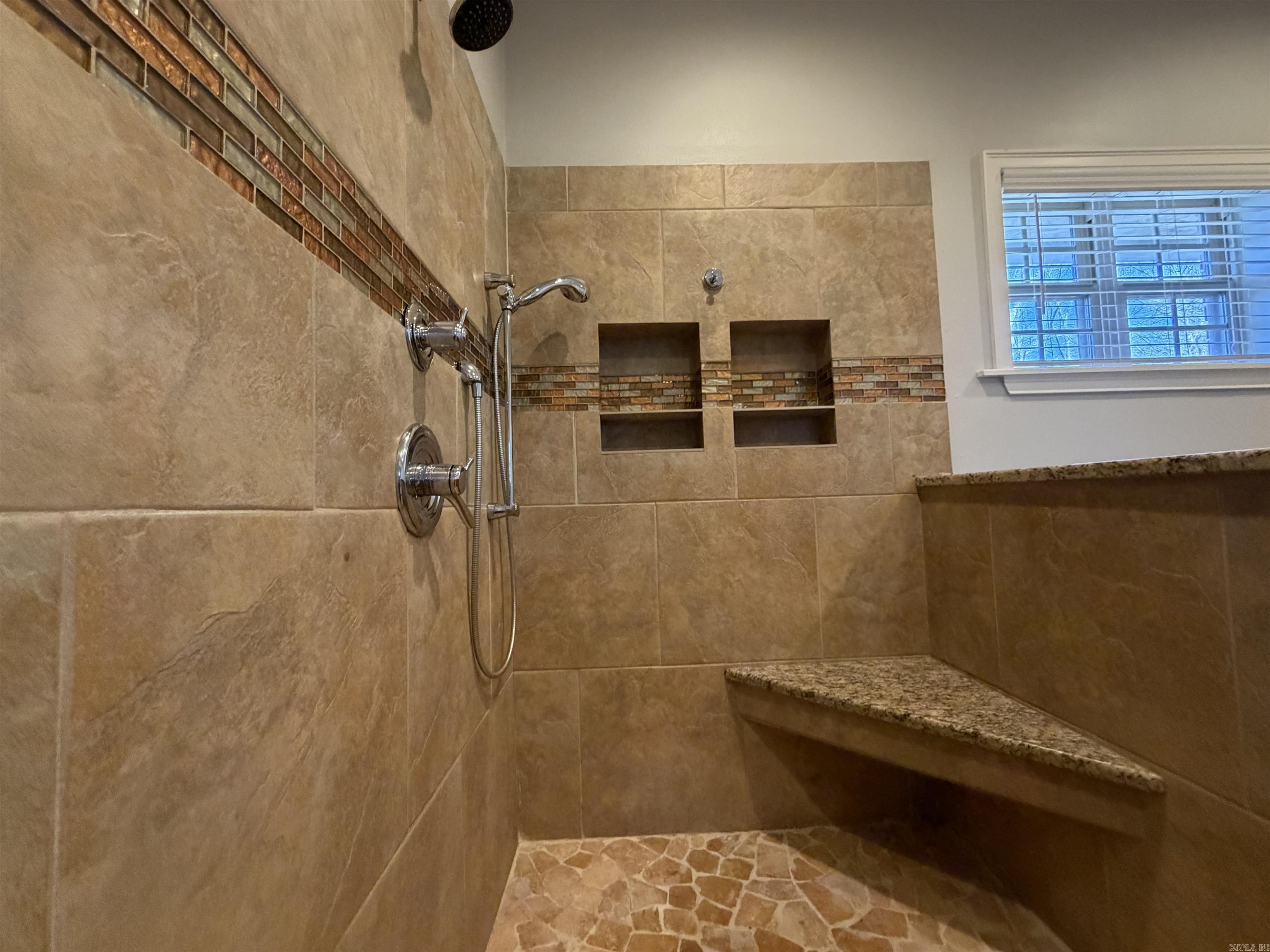 SKYWAY - Residential