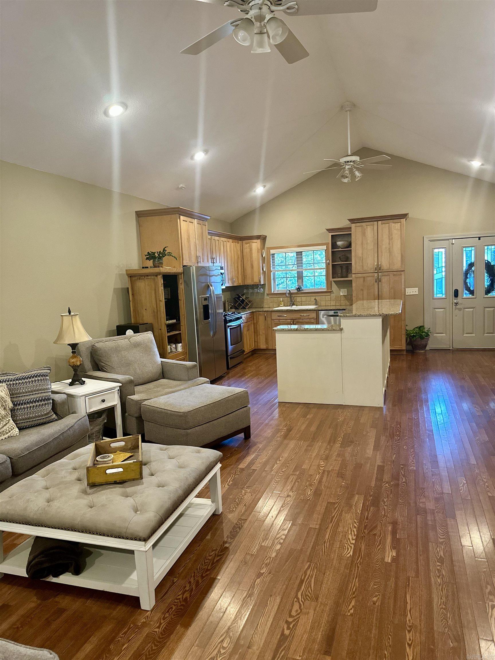 SKYWAY - Residential