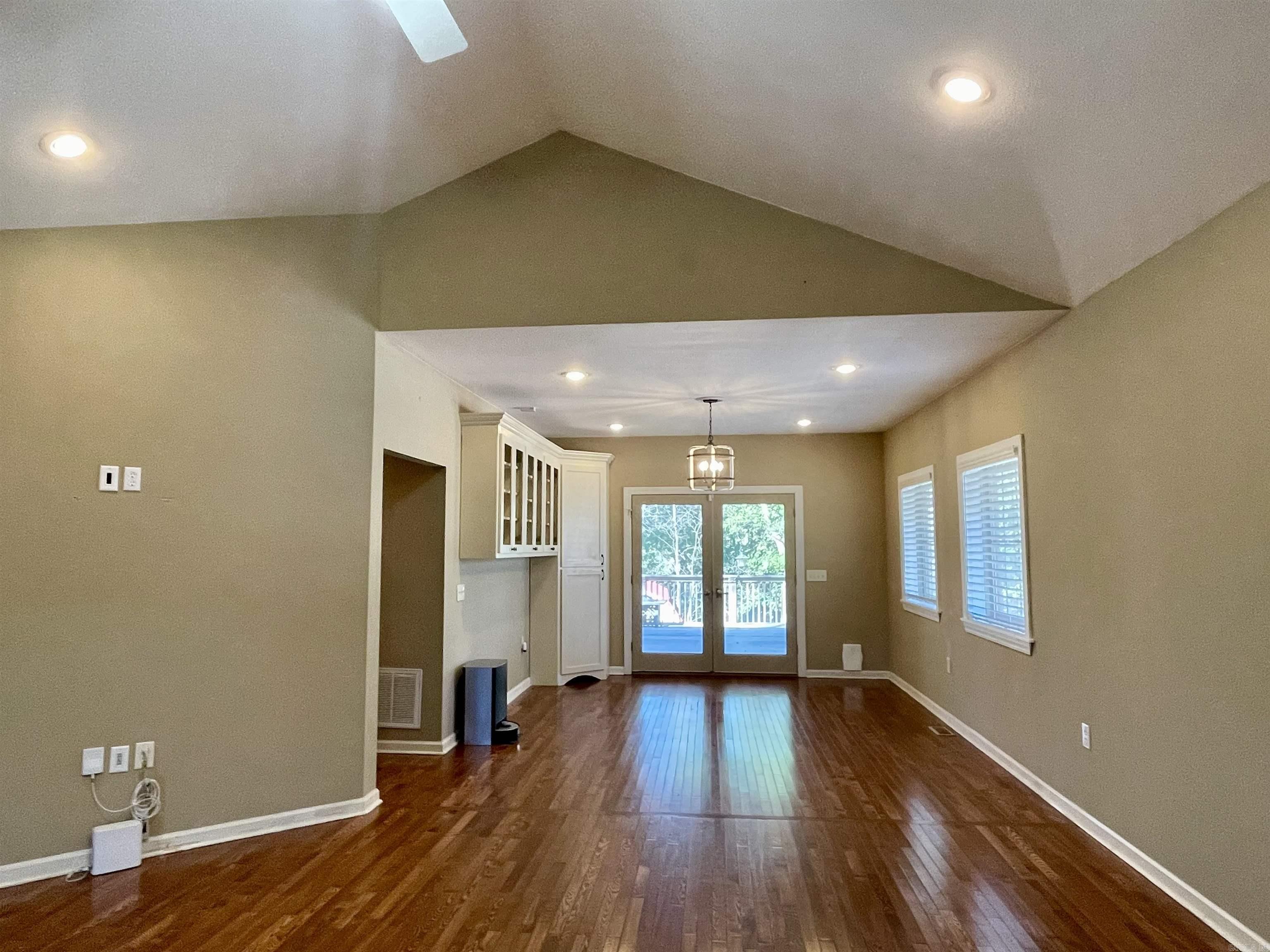 SKYWAY - Residential