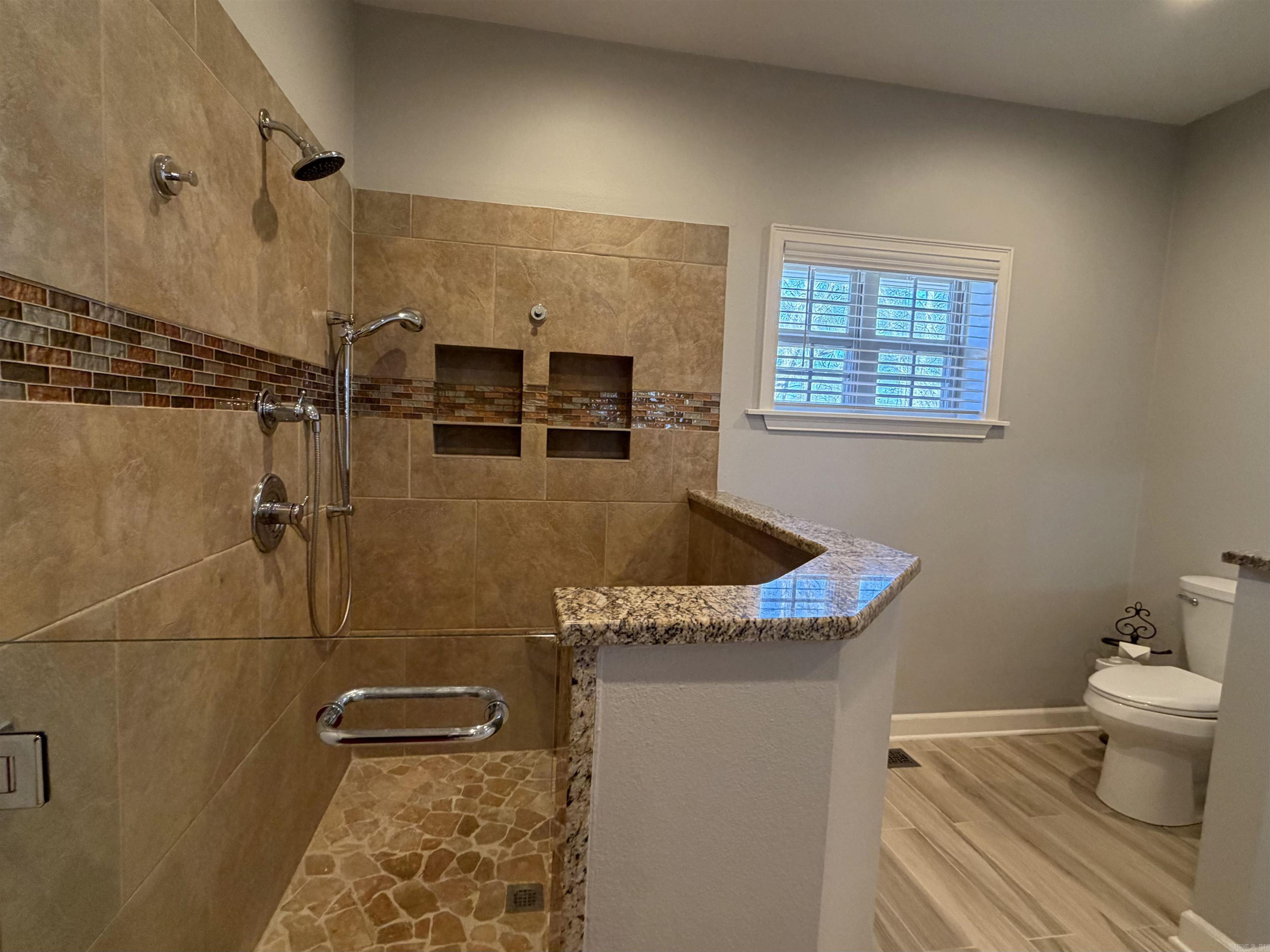 SKYWAY - Residential