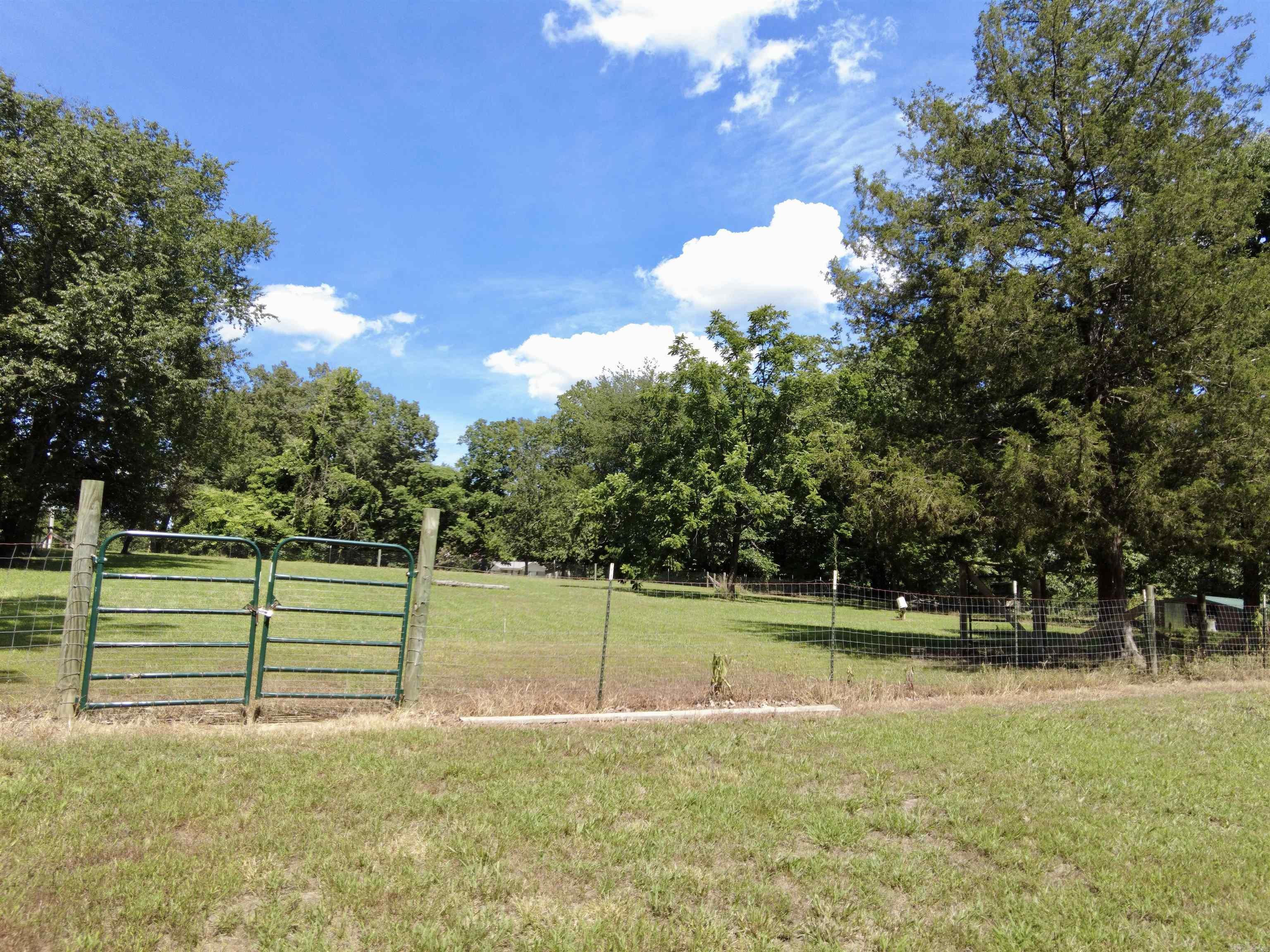 CEDAR HILLS - Residential