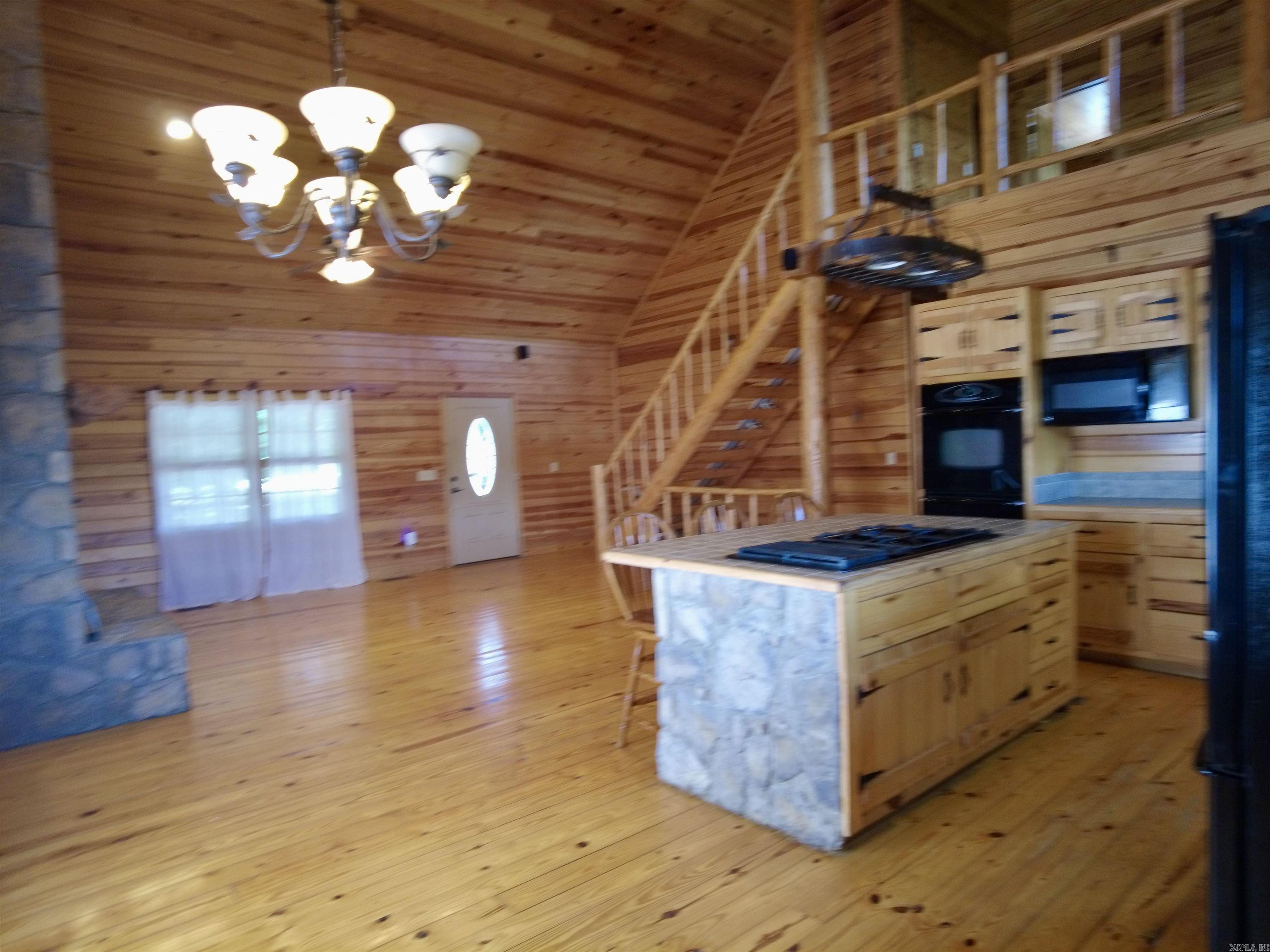 CEDAR HILLS - Residential