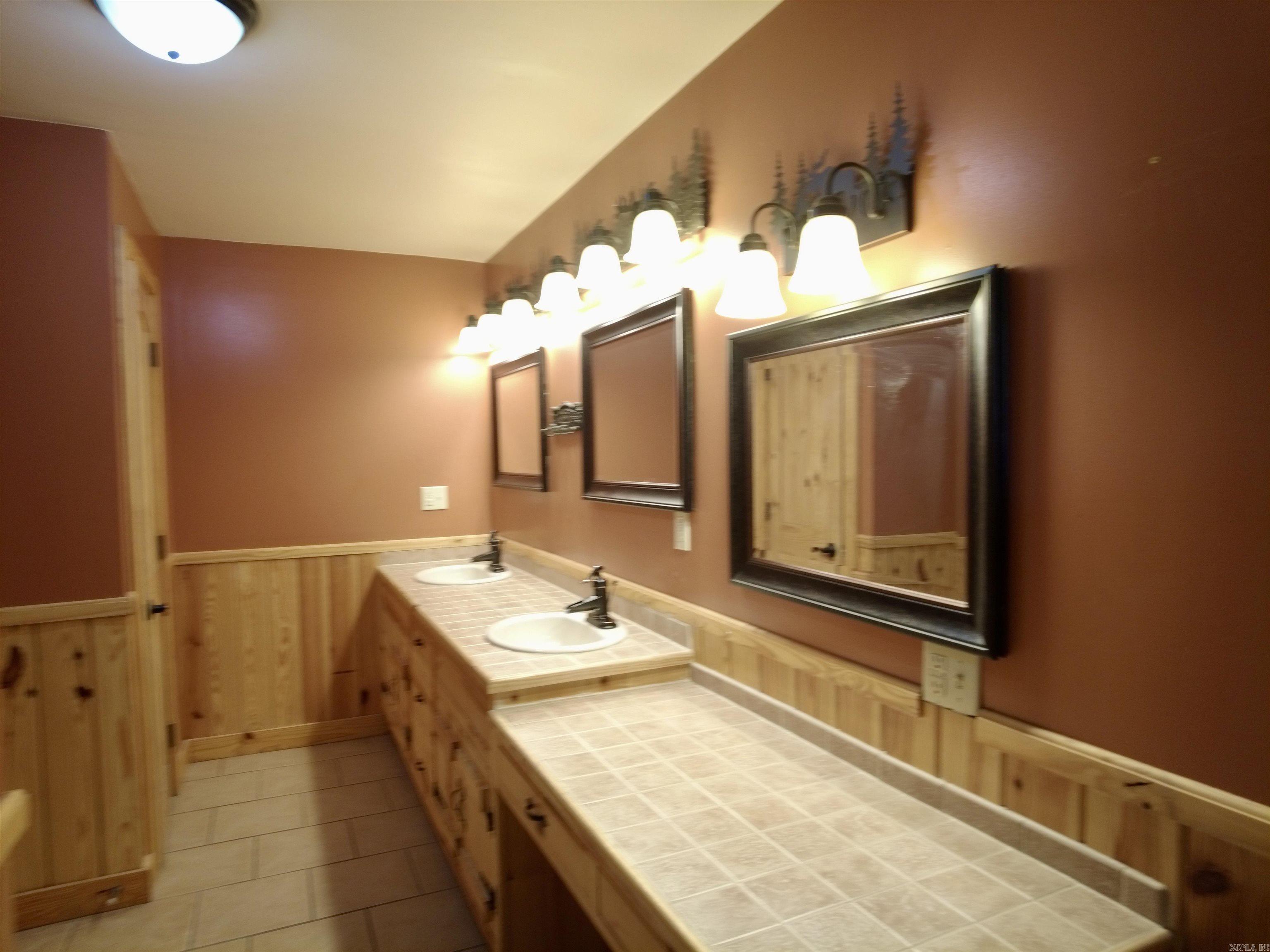 CEDAR HILLS - Residential