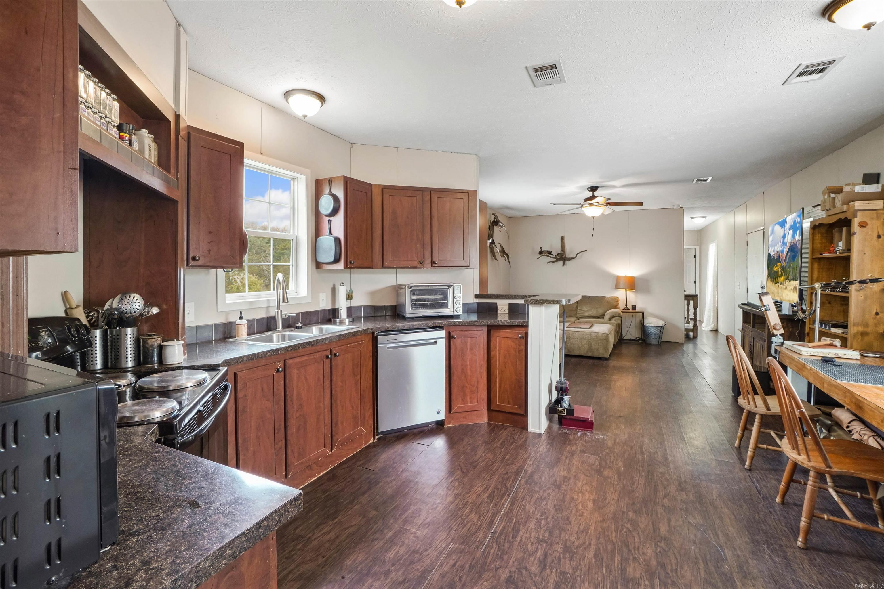 CADRON EST - Residential