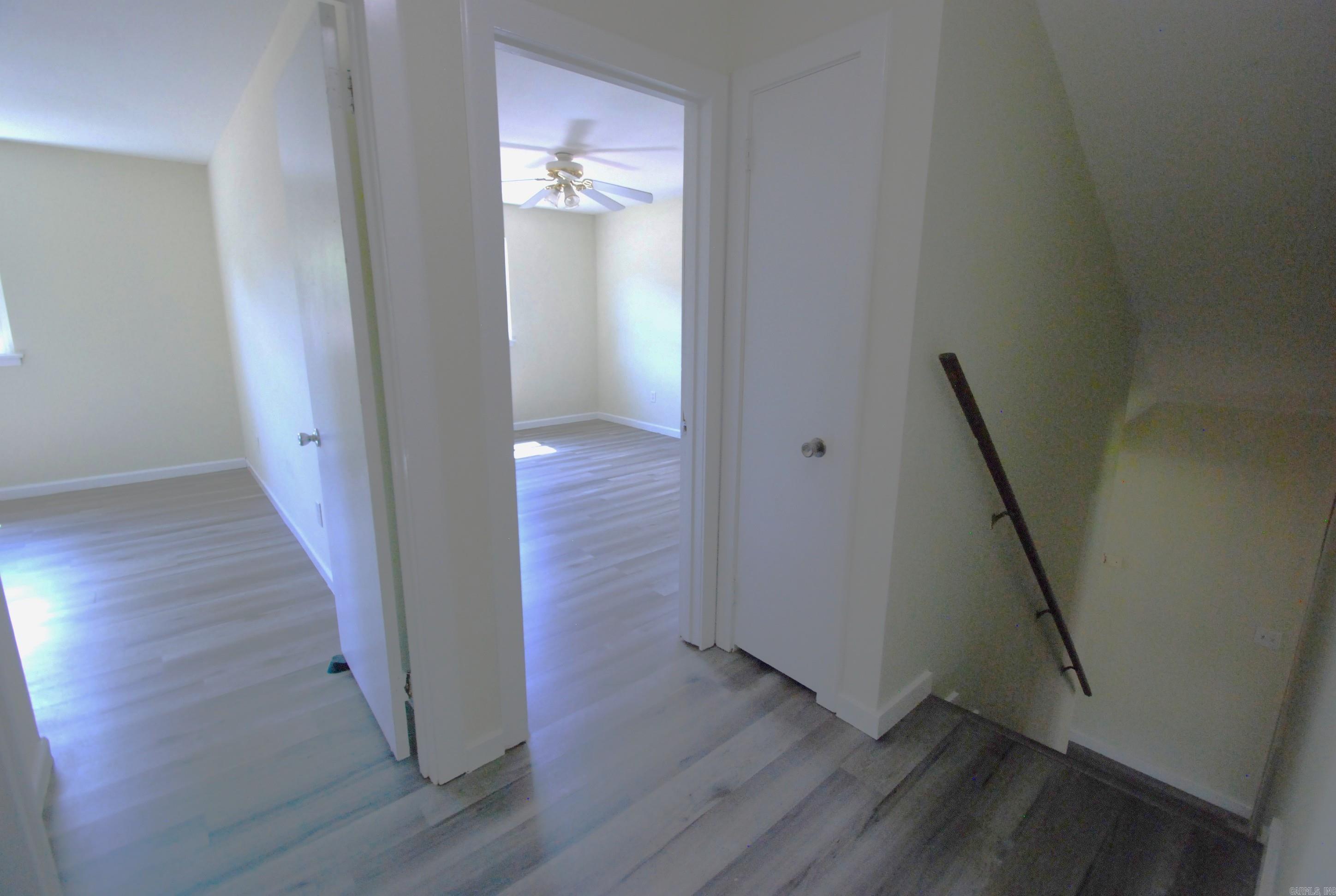 TWIN LAKES - Residential