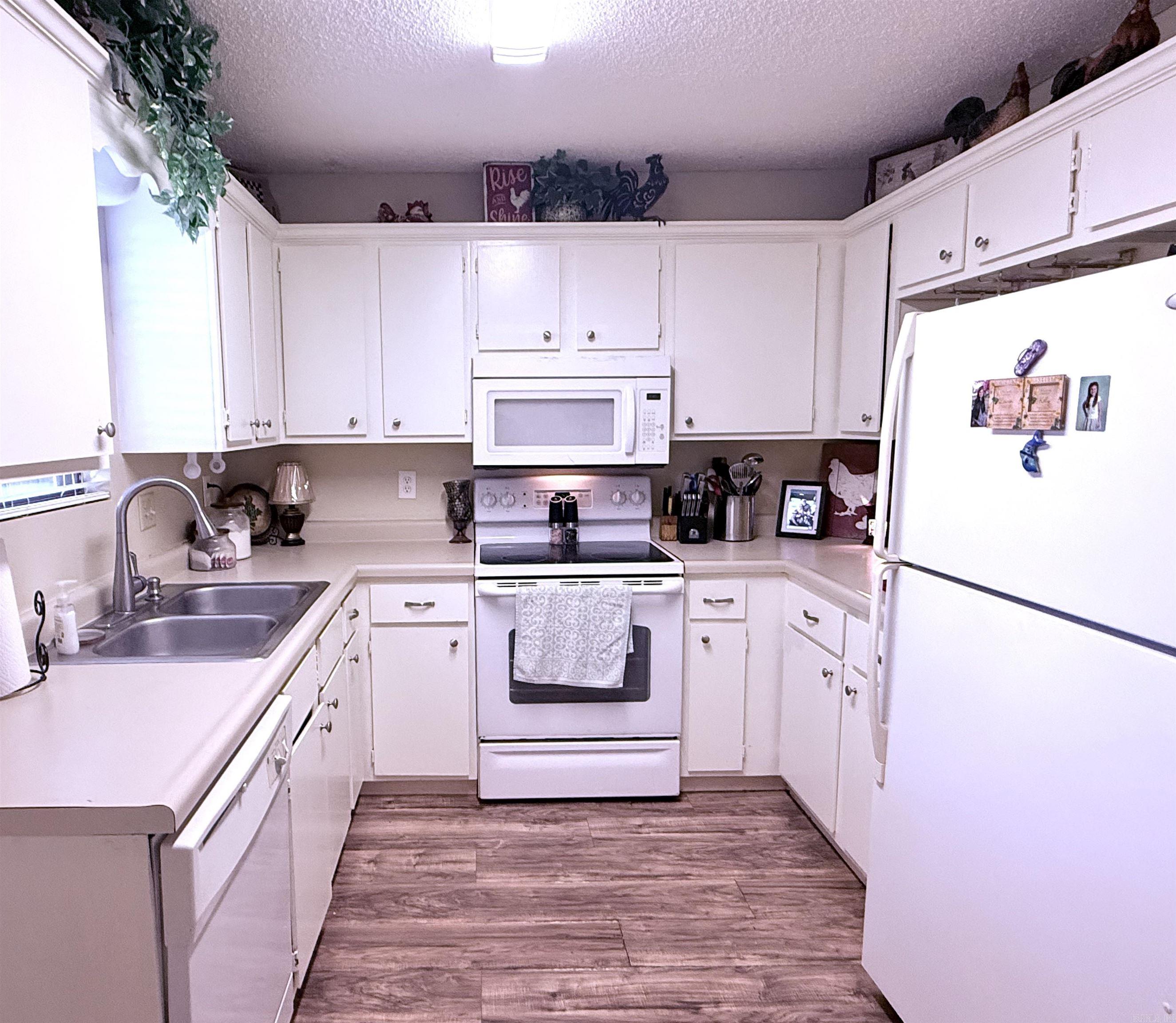 TREEHILL PARK - Residential