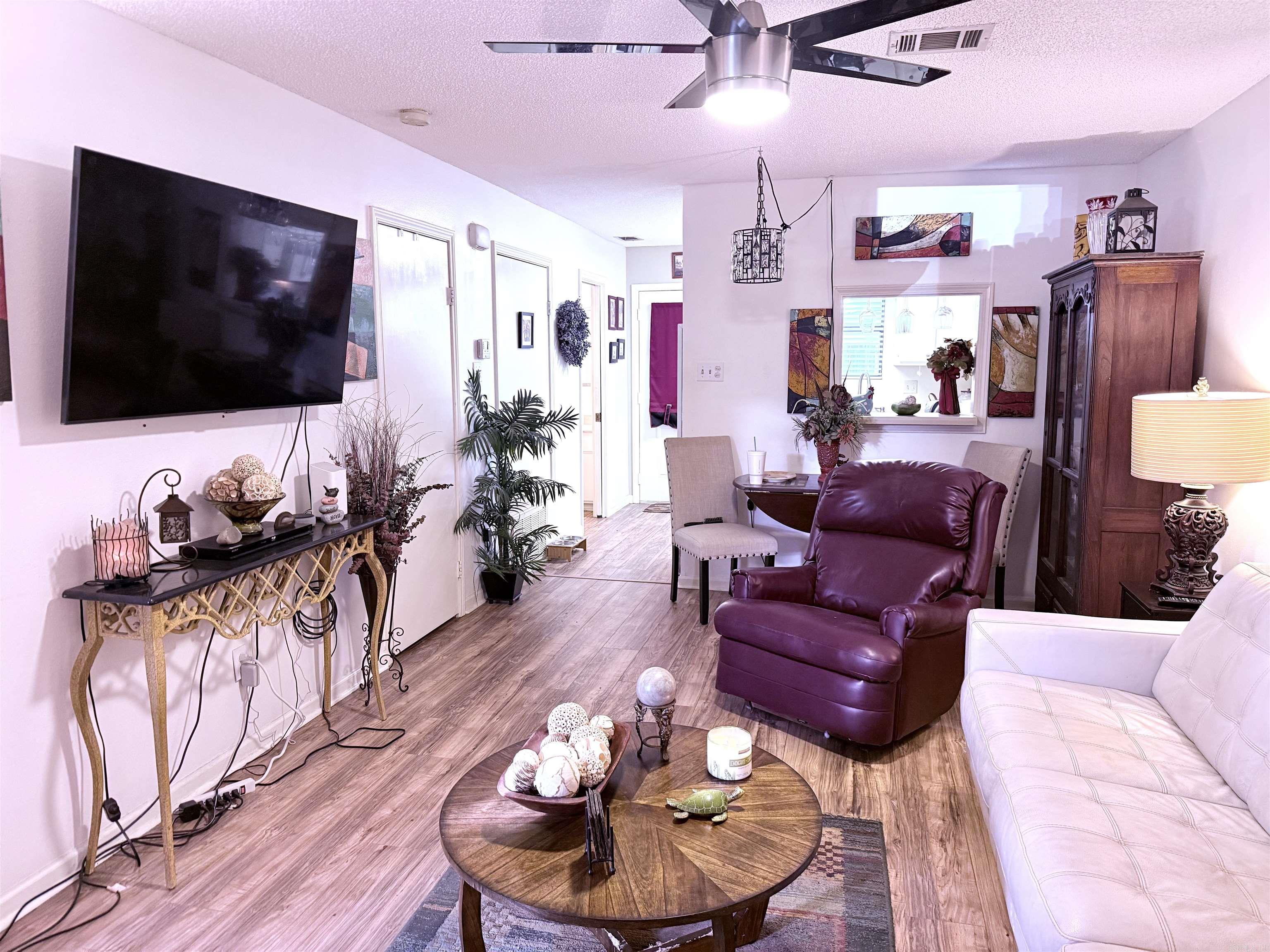 TREEHILL PARK - Residential