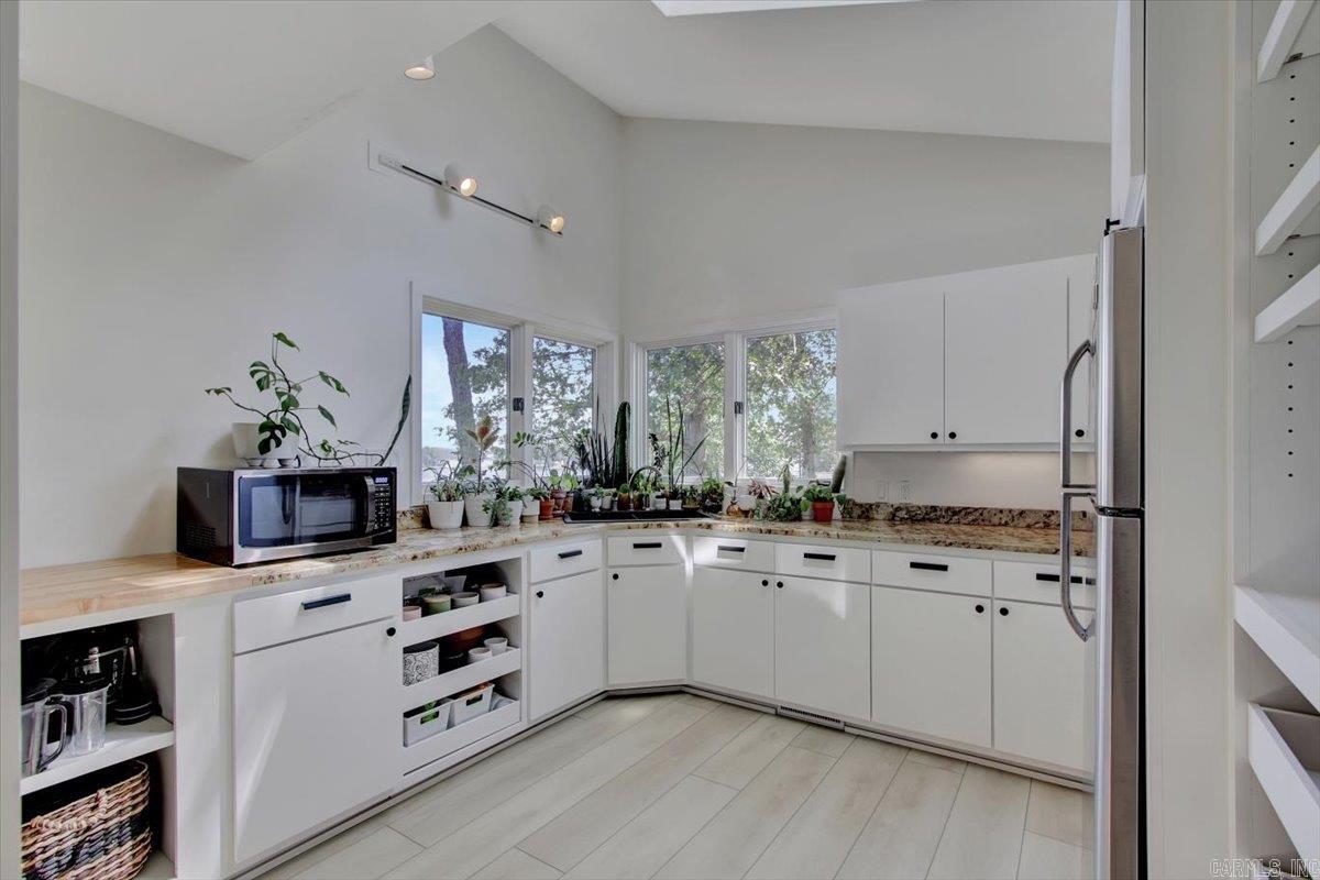 JO Burris - Residential