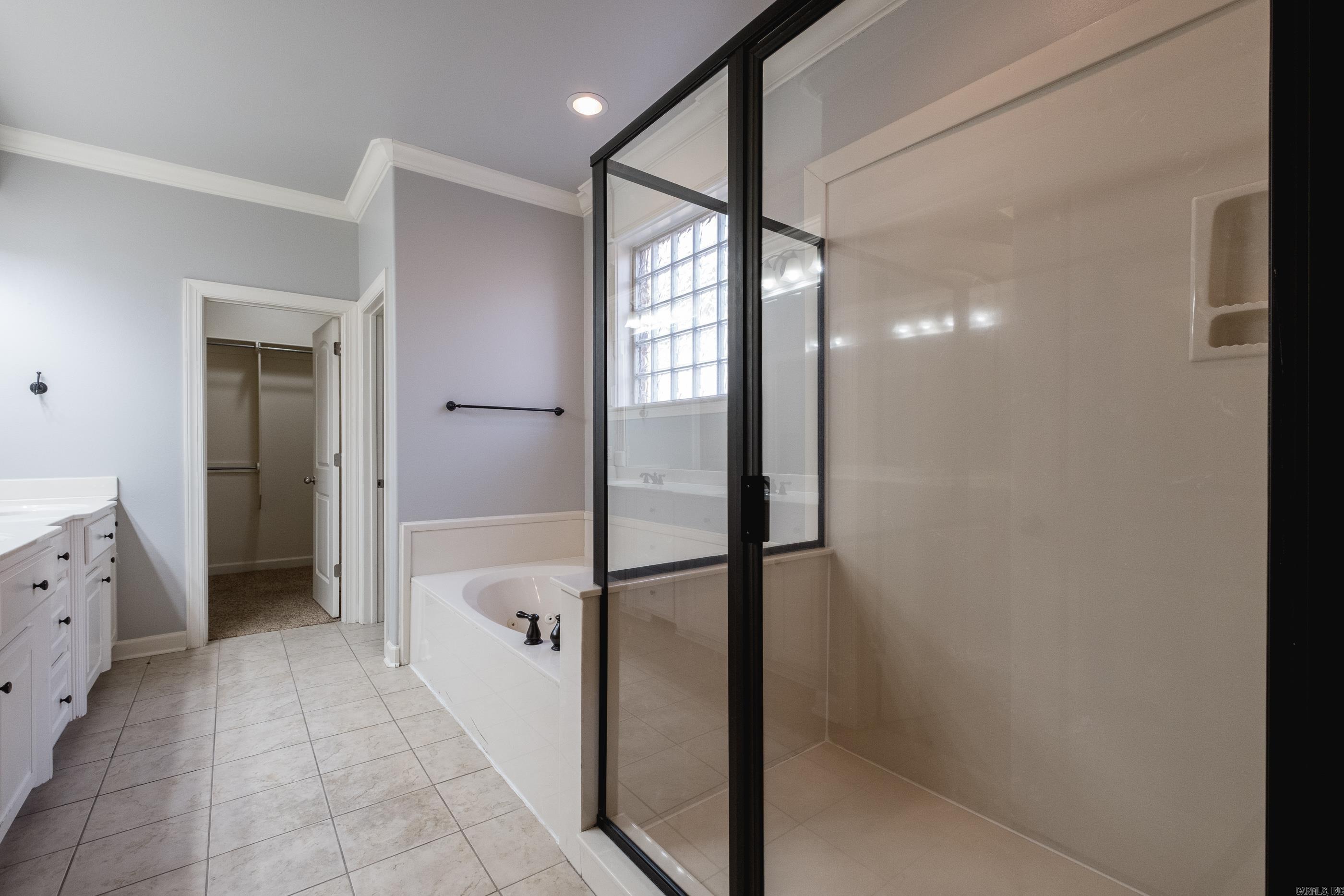 WOODLANDS EDGE - Residential