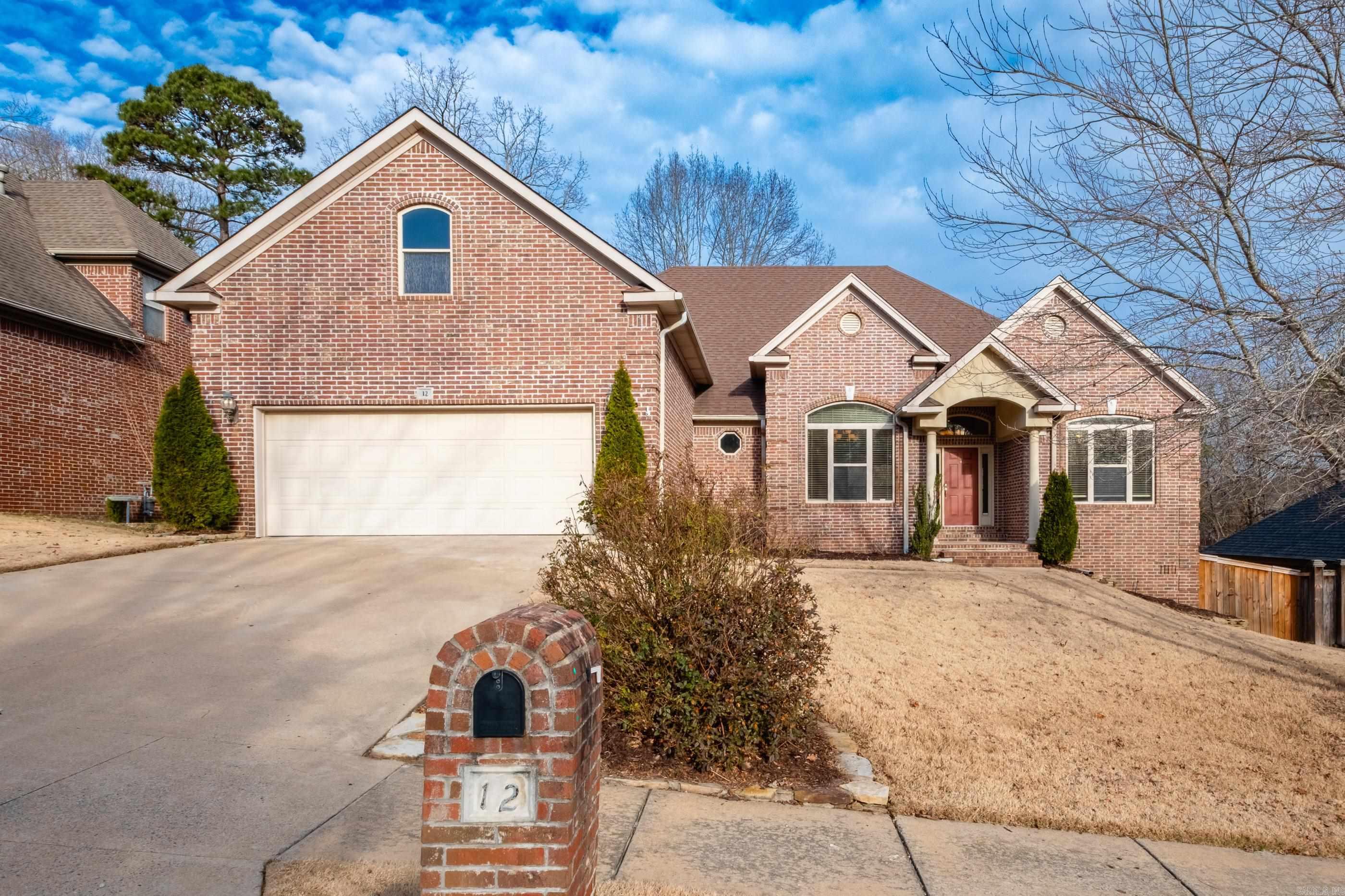 WOODLANDS EDGE - Residential