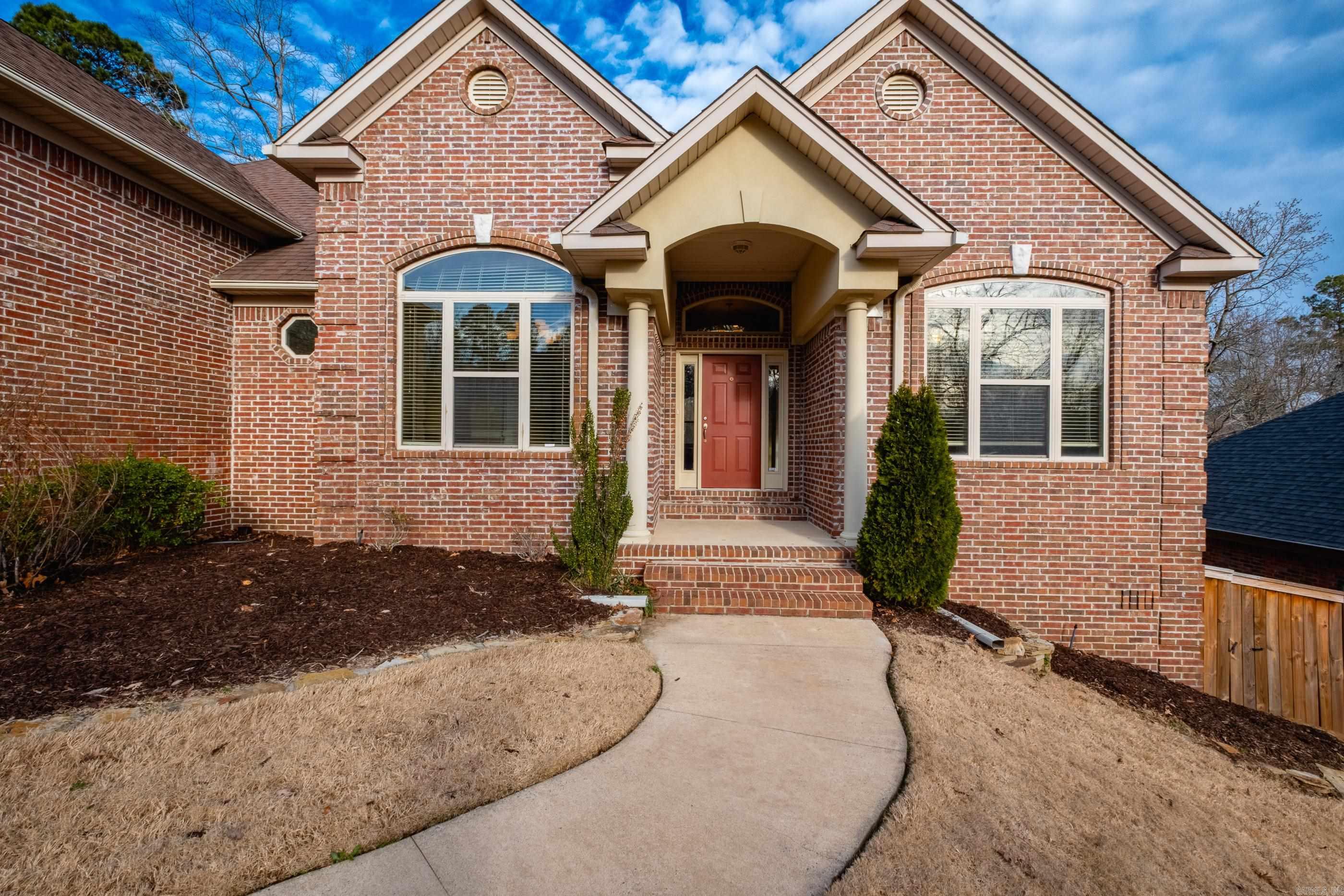 WOODLANDS EDGE - Residential