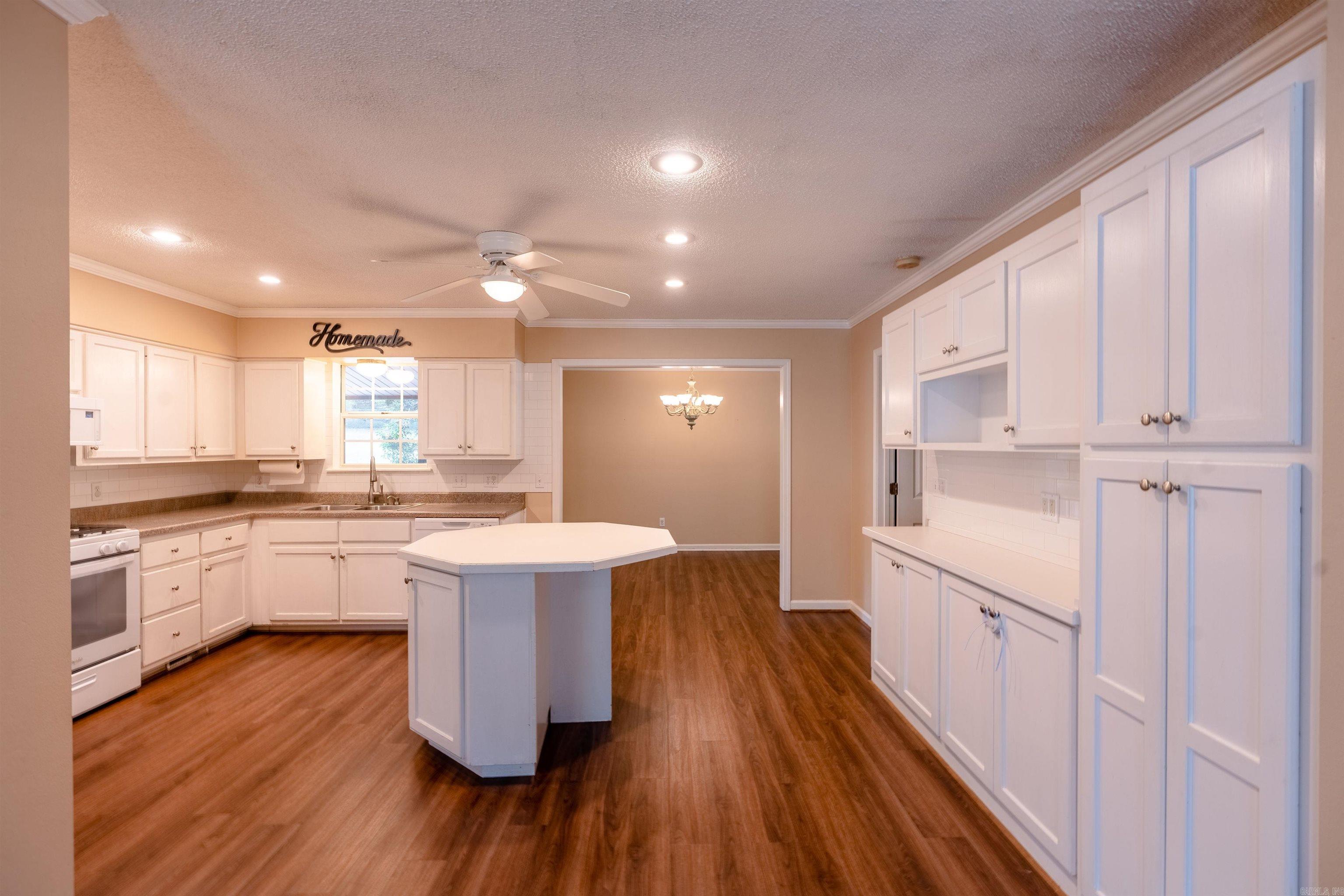 Cedar Glades - Residential