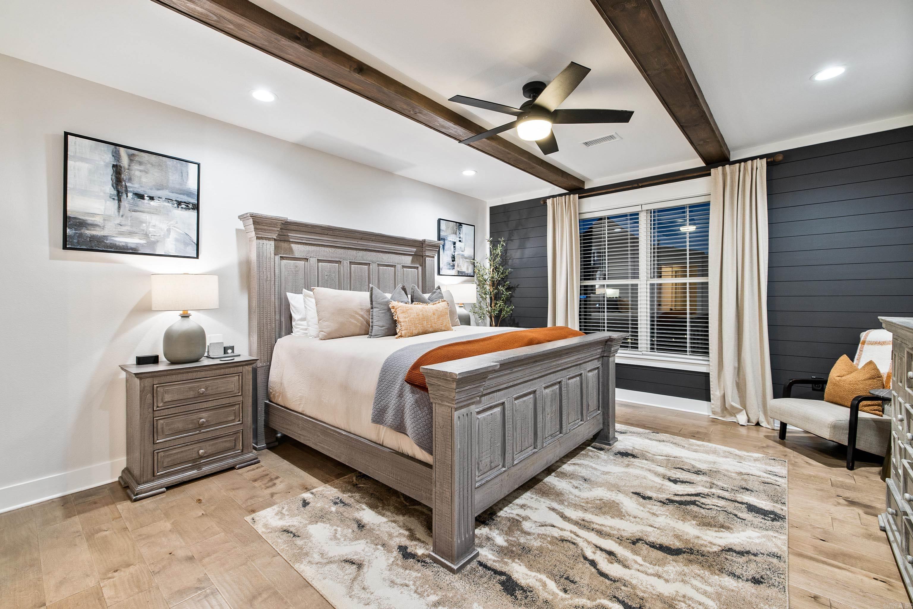 THE WOODS OF HURRICANE LAKE ESTA - Residential