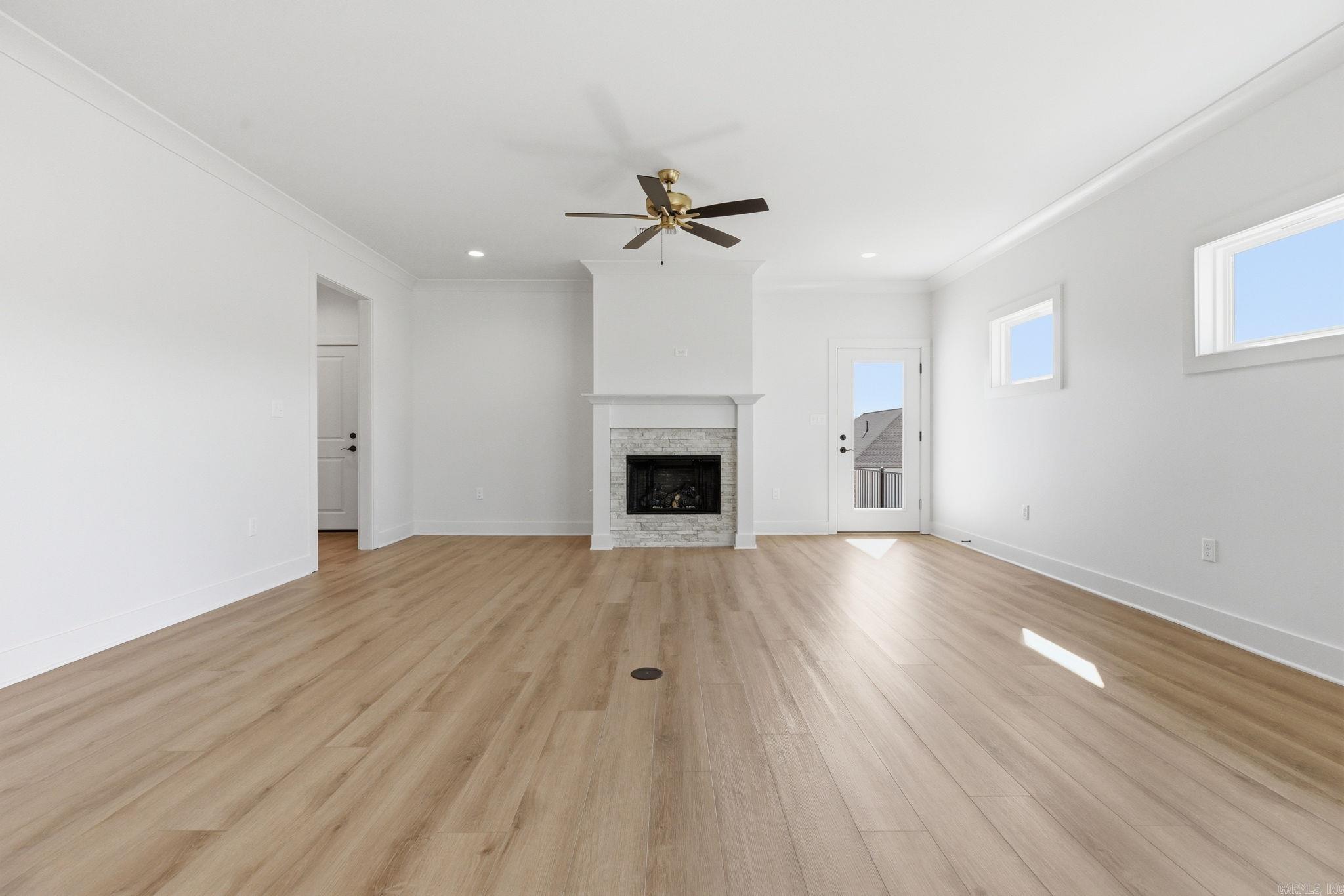 MIDTOWN BRYANT - Residential