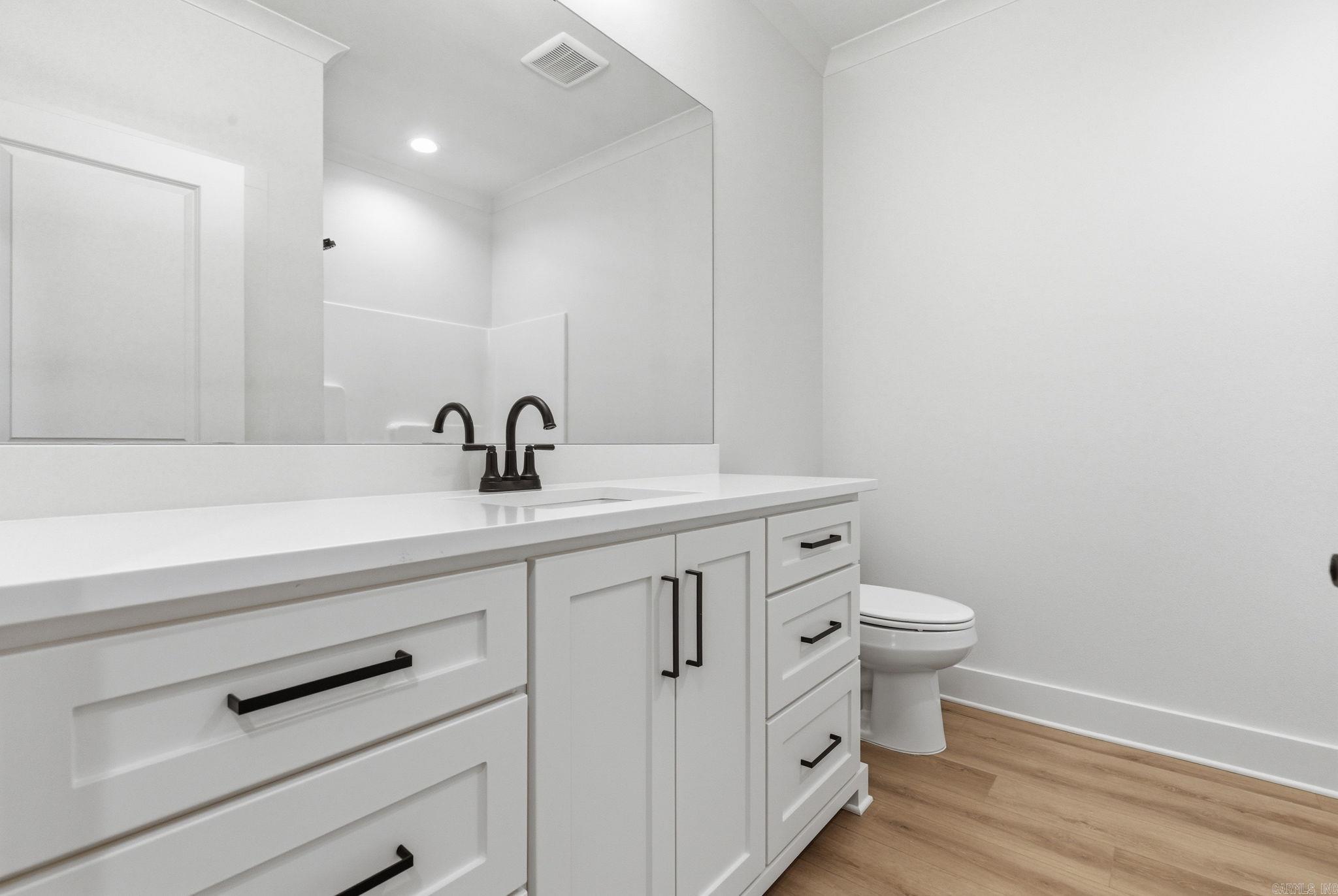 MIDTOWN BRYANT - Residential