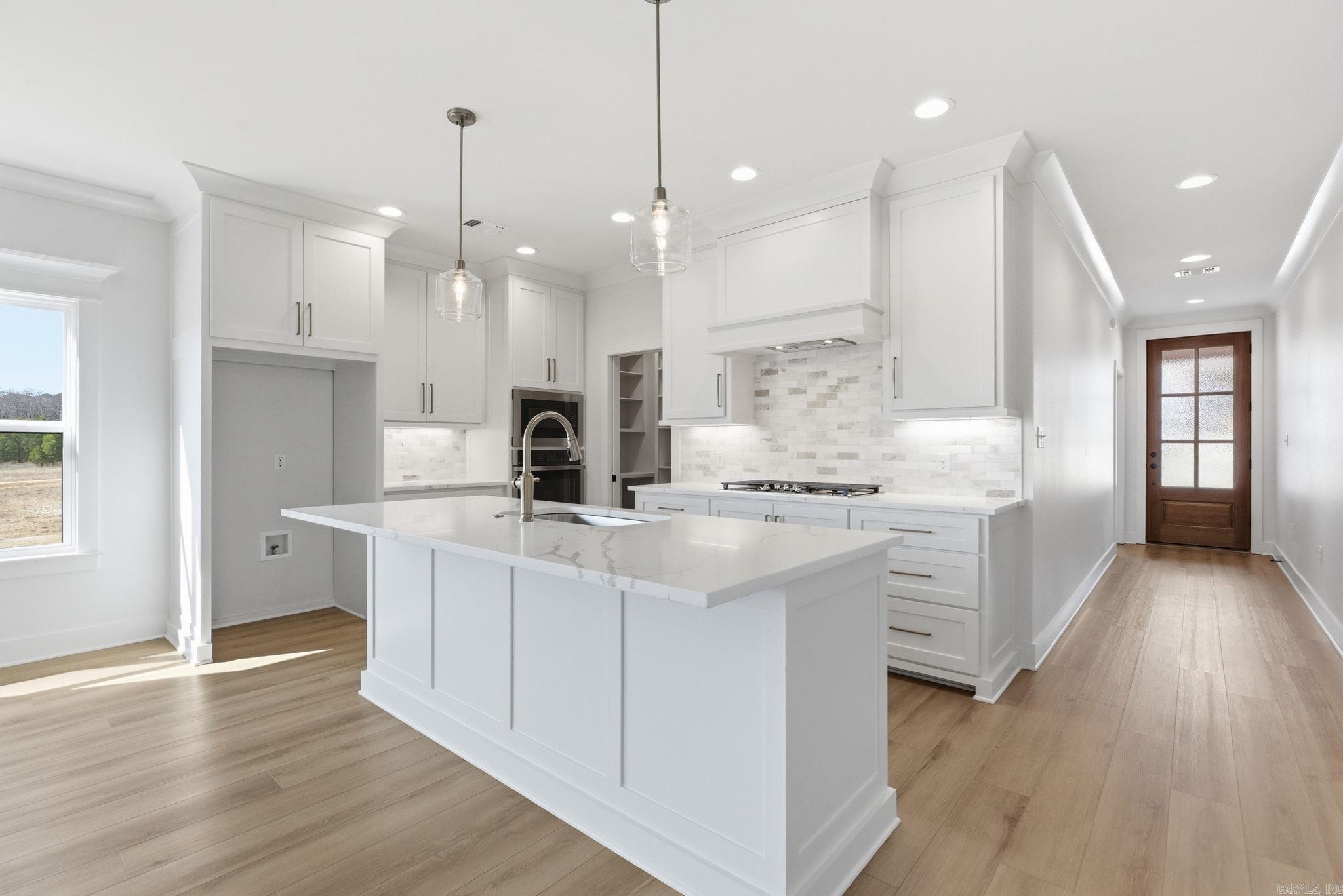 MIDTOWN BRYANT - Residential