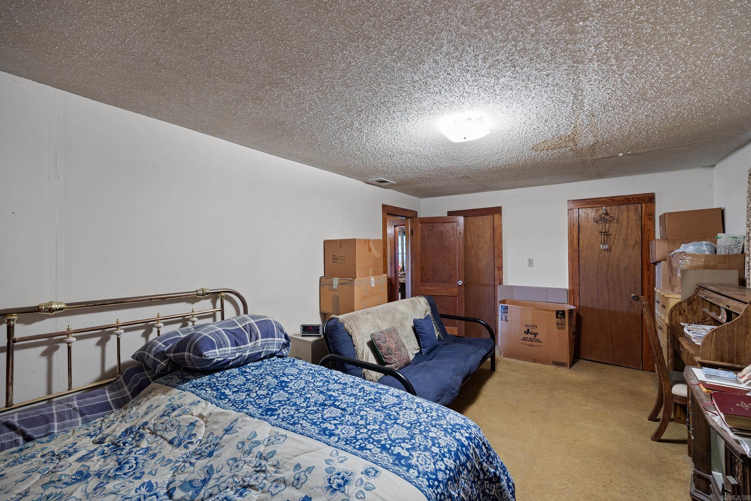 CITY OF RUSSELLVILLE - Residential