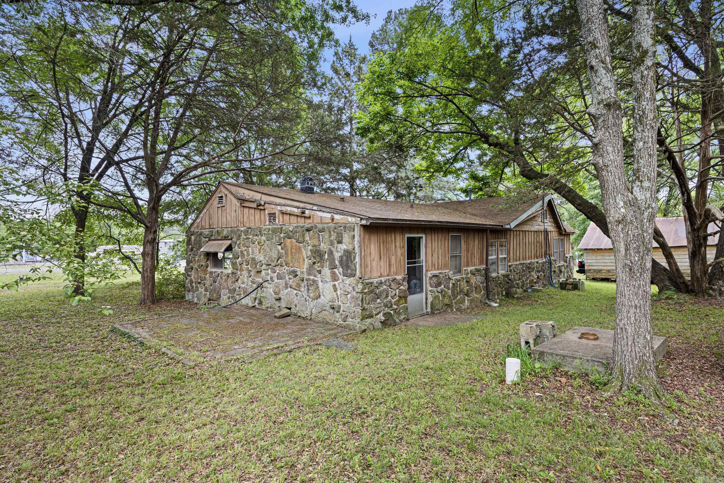 CITY OF RUSSELLVILLE - Residential