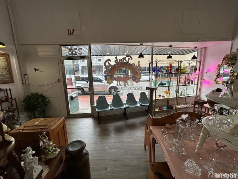 Lund and Hill - Commercial Sale