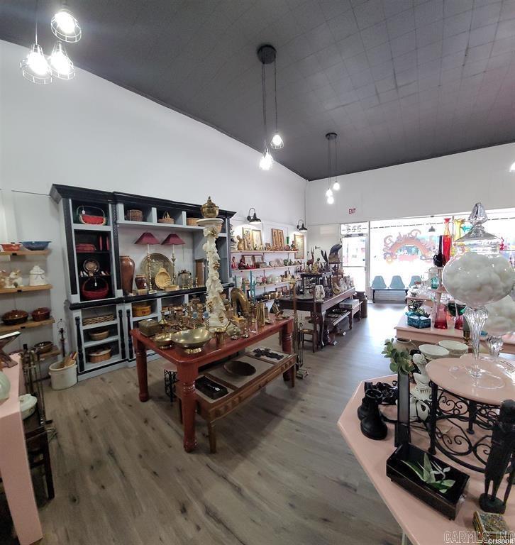 Lund and Hill - Commercial Sale