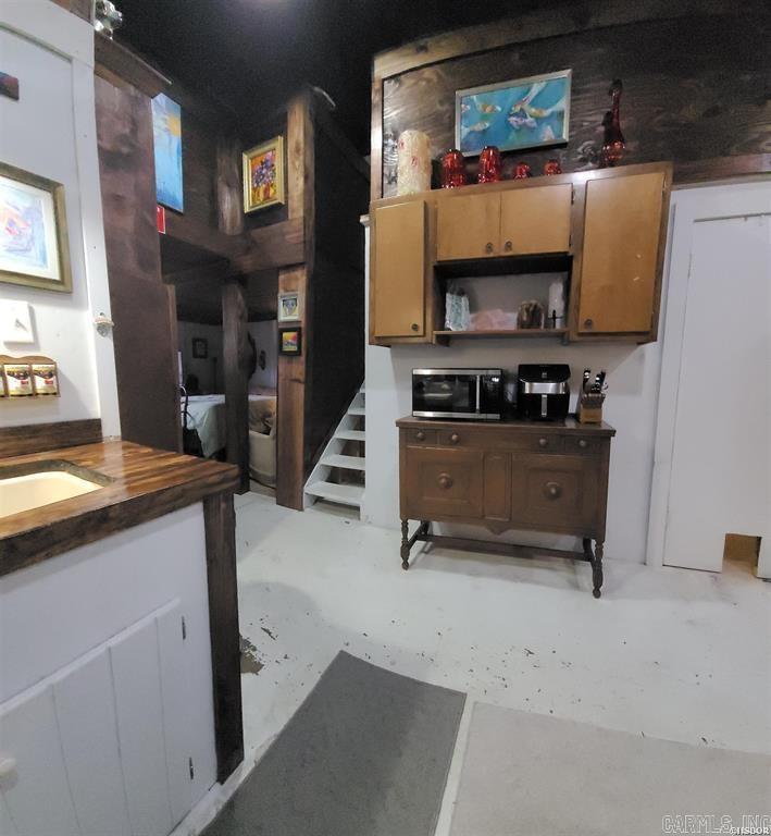 Lund and Hill - Commercial Sale