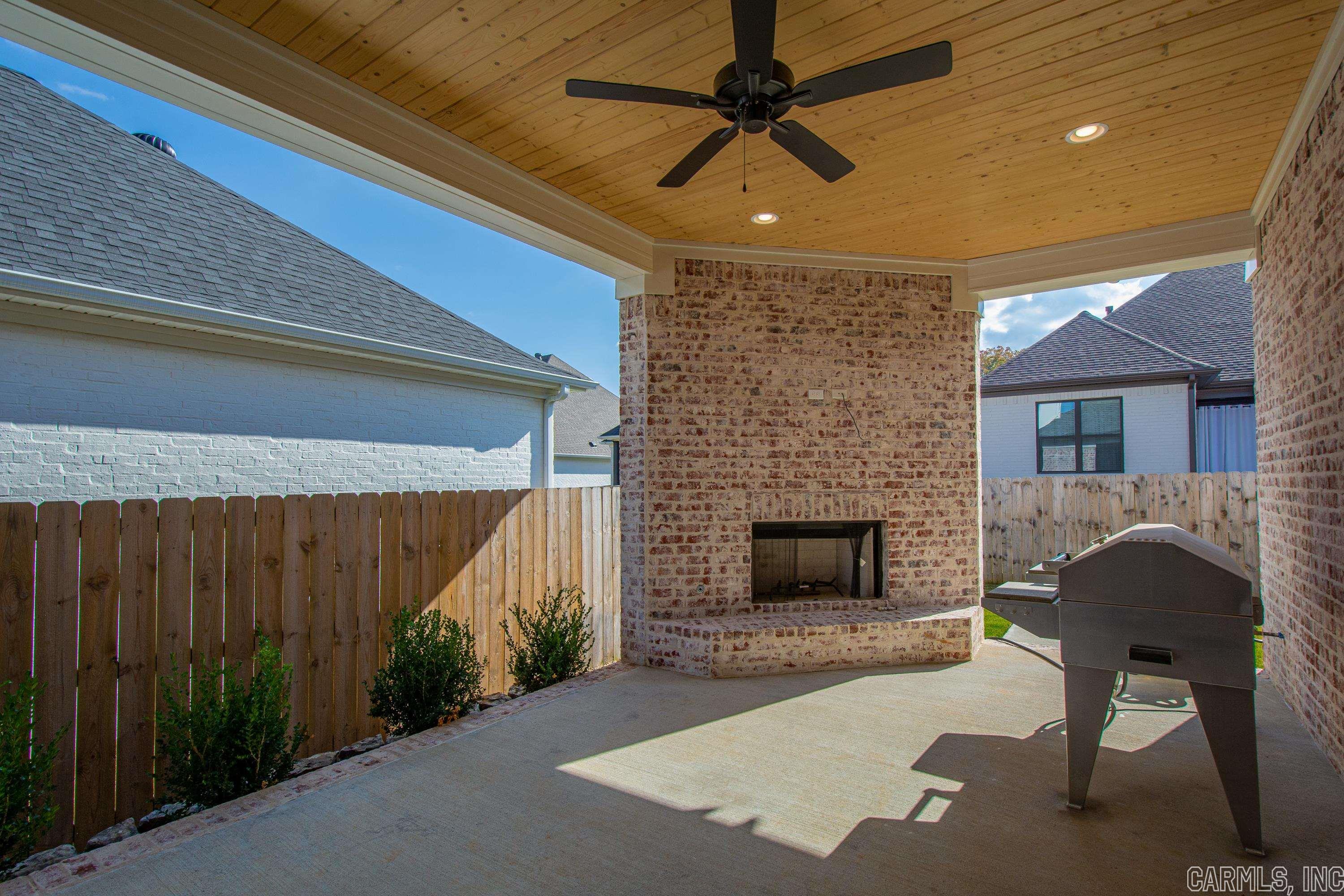 BELLES FLEURS - Residential
