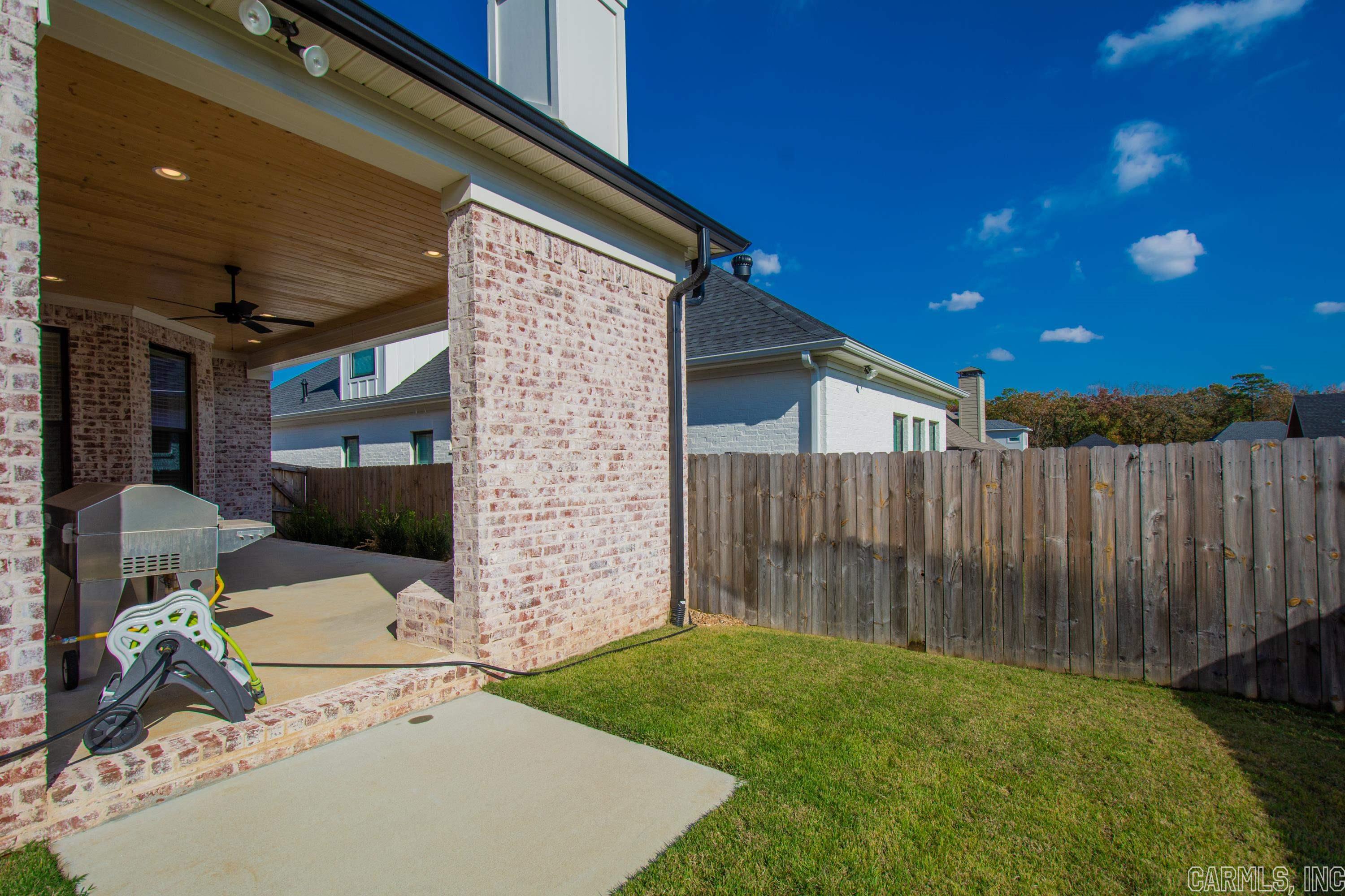 BELLES FLEURS - Residential