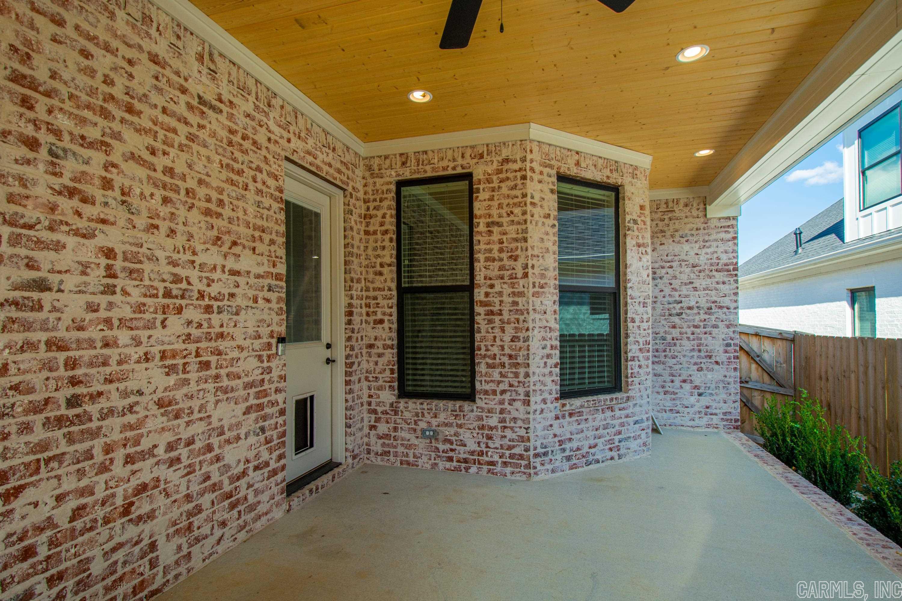 BELLES FLEURS - Residential