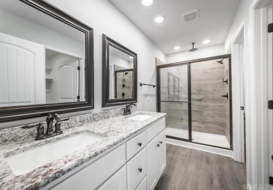 DEERFIELD ESTATES - Residential