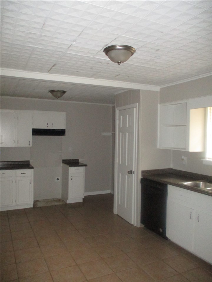 Duprees East Jack - Residential Lease
