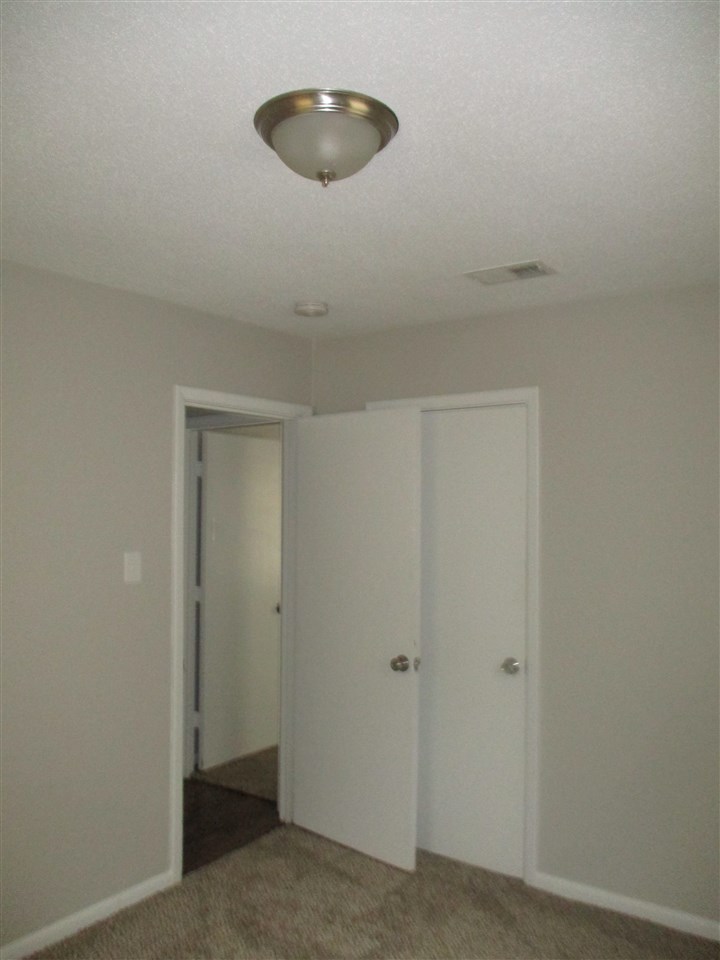 Duprees East Jack - Residential Lease