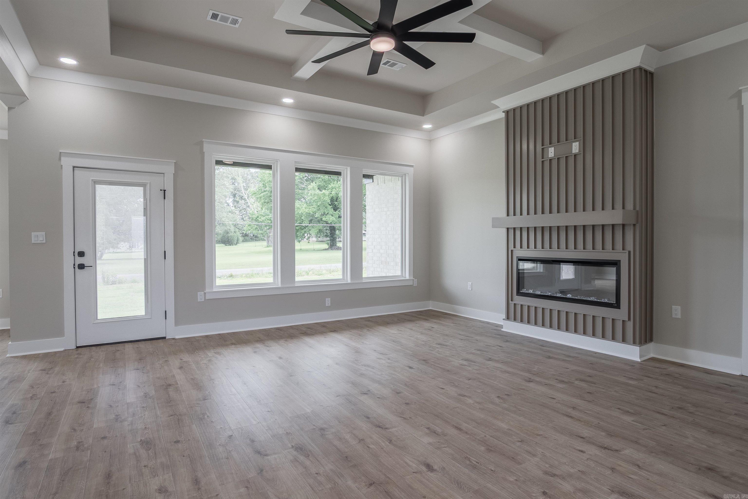 WINDRIDGE ESTATES PHASE 1 - Residential