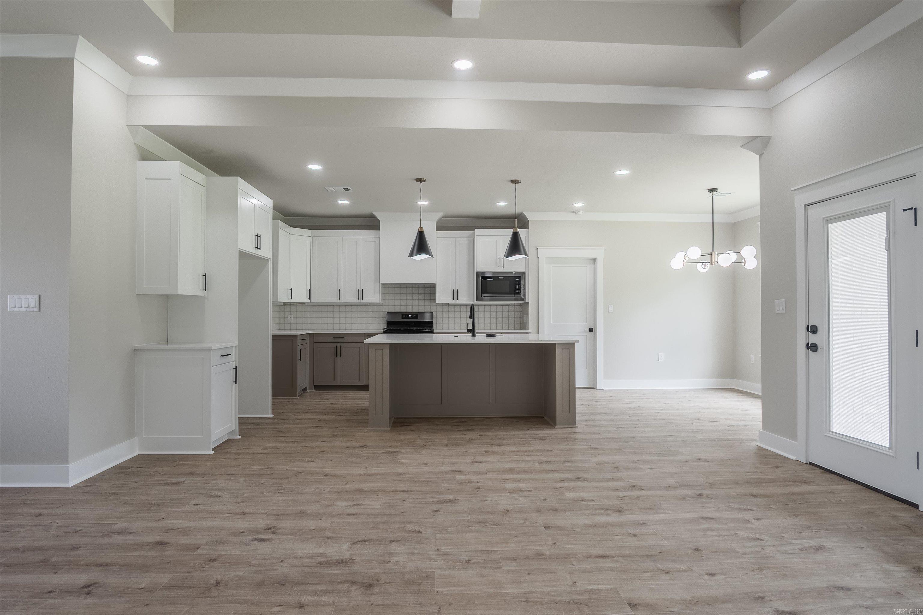 WINDRIDGE ESTATES PHASE 1 - Residential