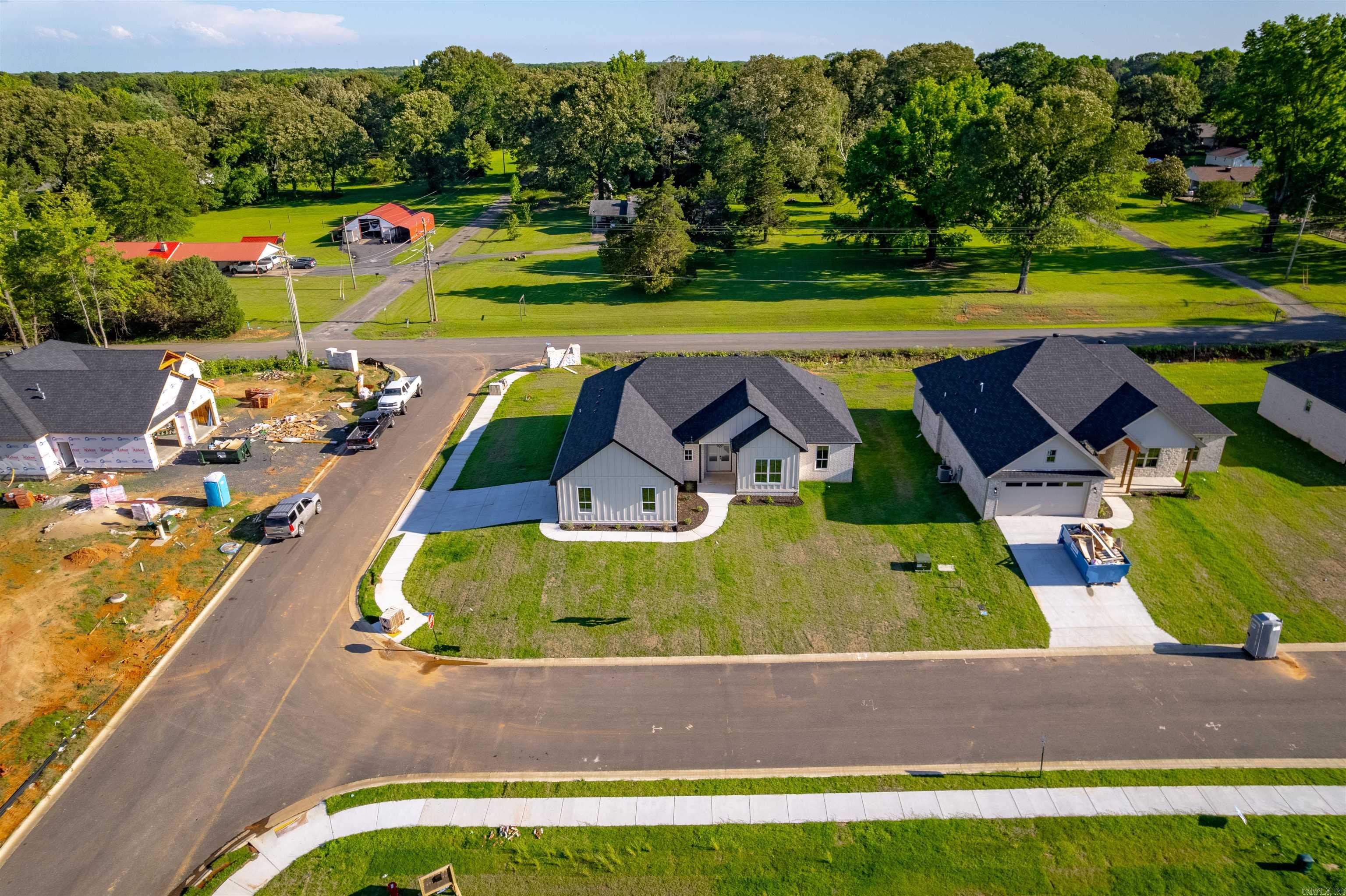 WINDRIDGE ESTATES PHASE 1 - Residential