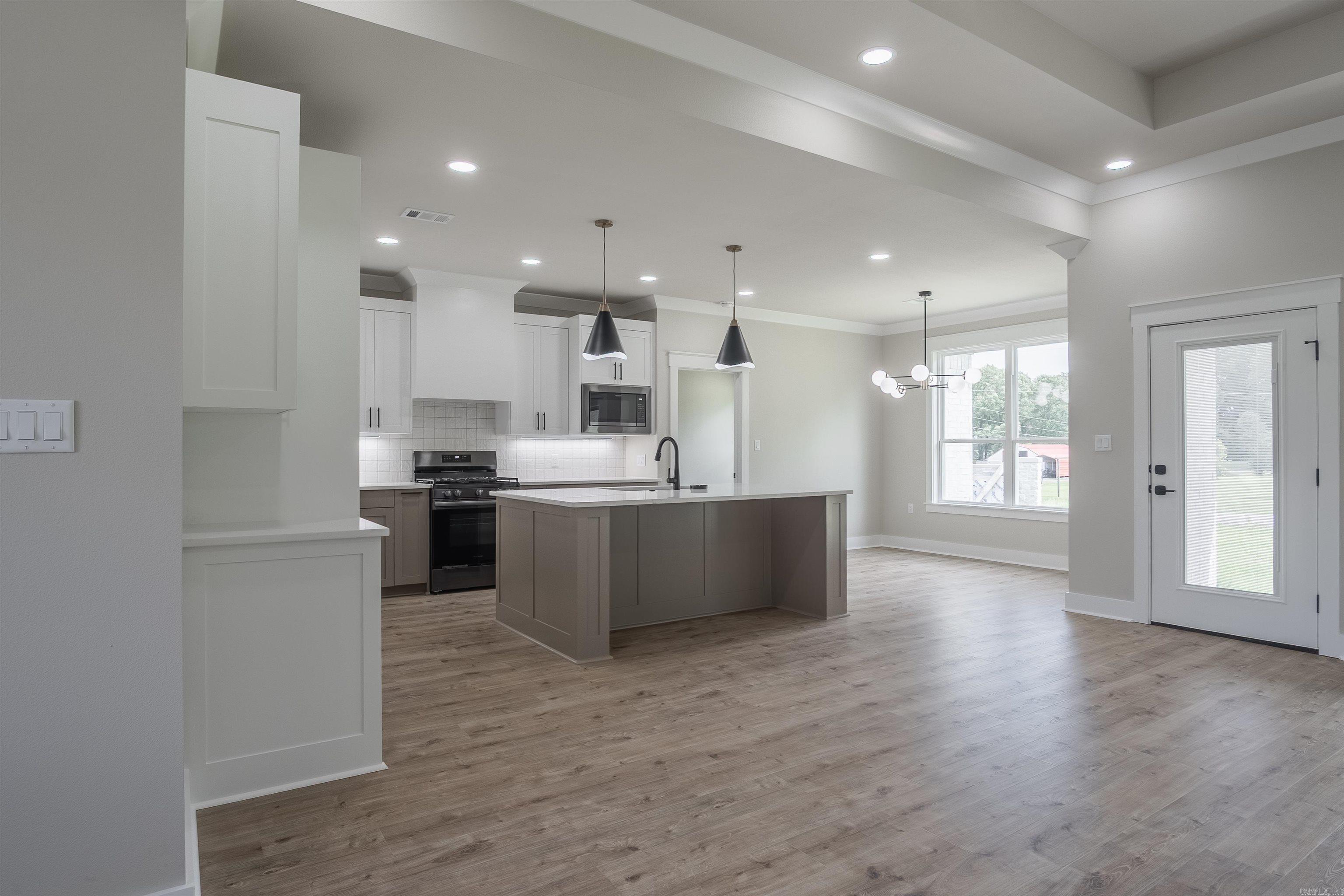 WINDRIDGE ESTATES PHASE 1 - Residential