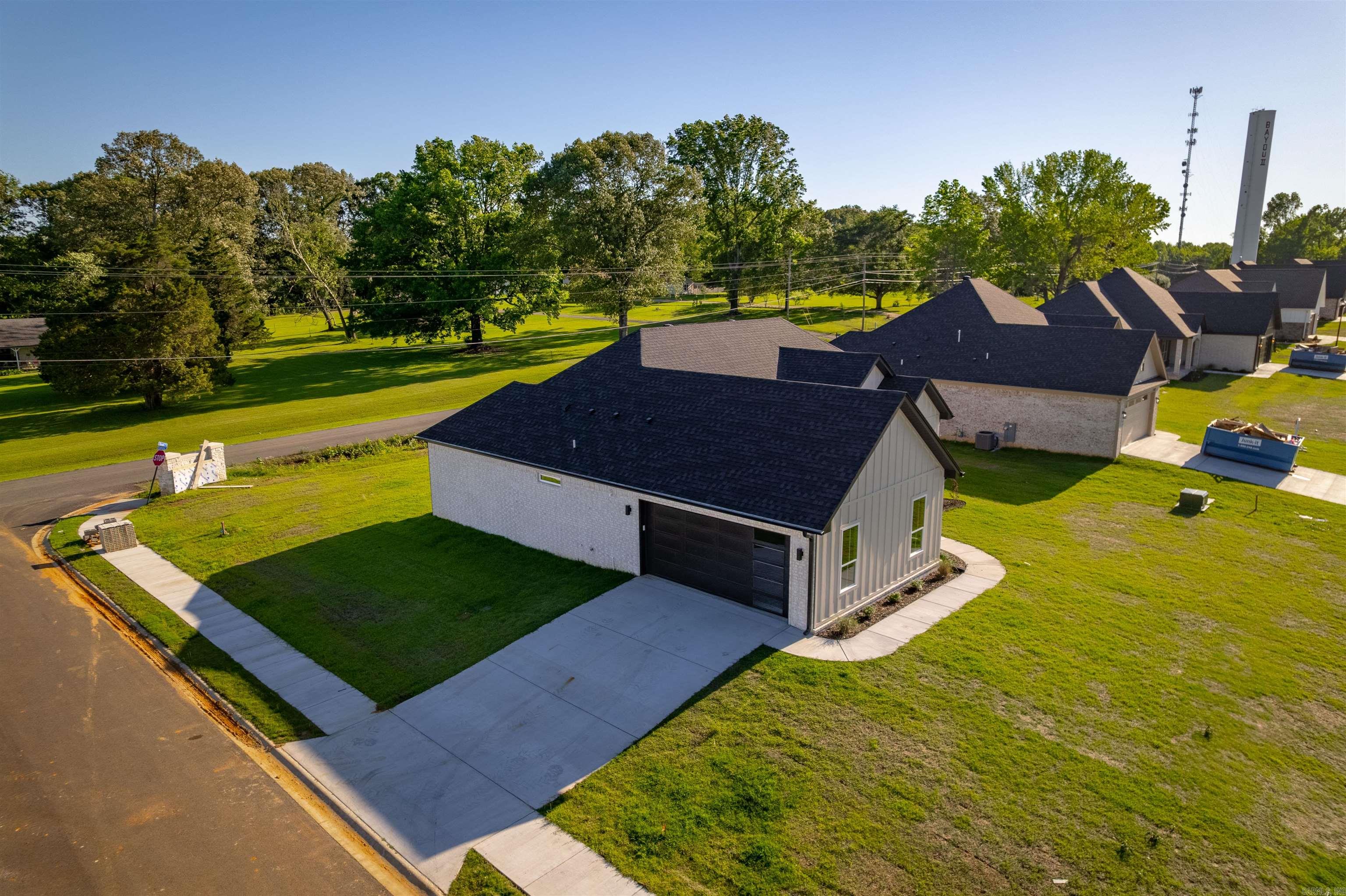 WINDRIDGE ESTATES PHASE 1 - Residential