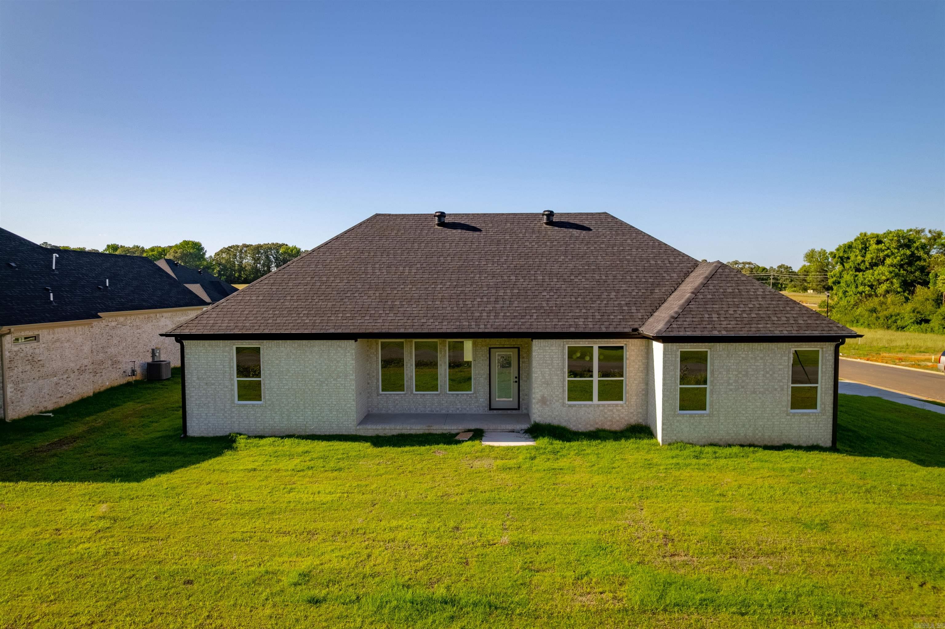 WINDRIDGE ESTATES PHASE 1 - Residential