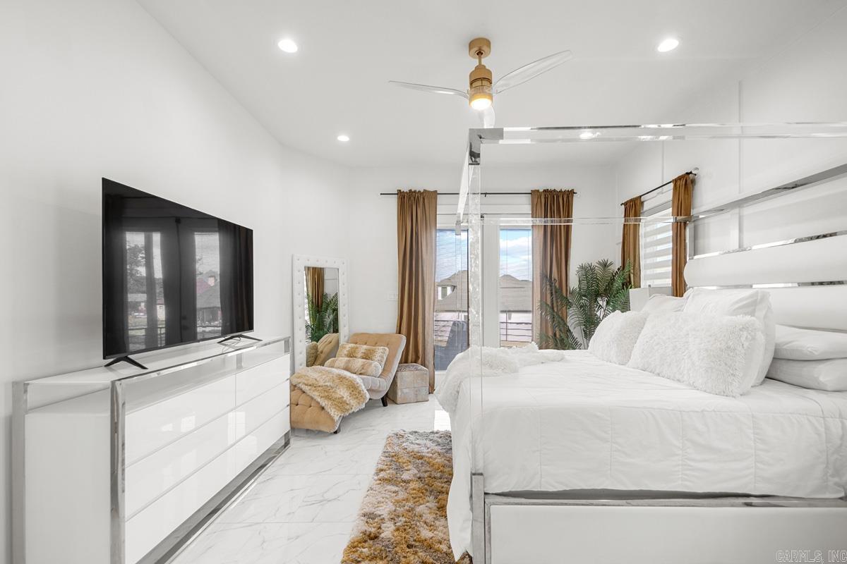 WESTSHORE ADDN HURRICANE LAKE ES - Residential