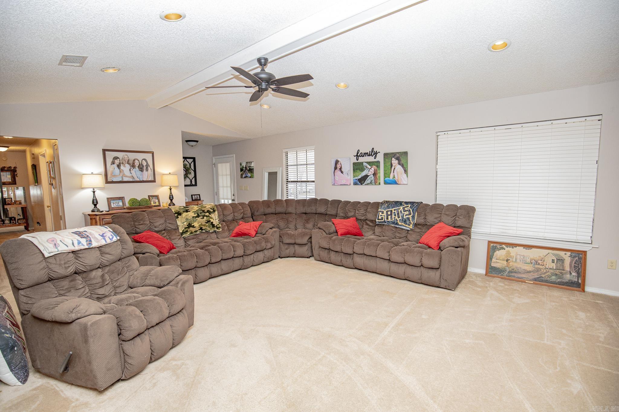 FAIRGROUND - Residential