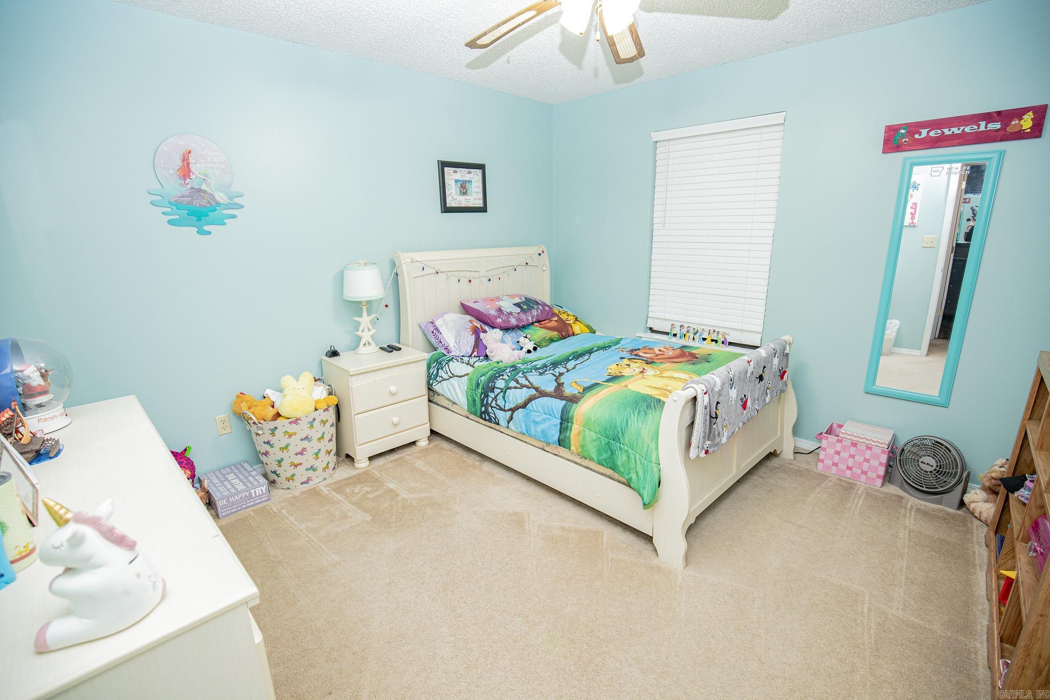 FAIRGROUND - Residential