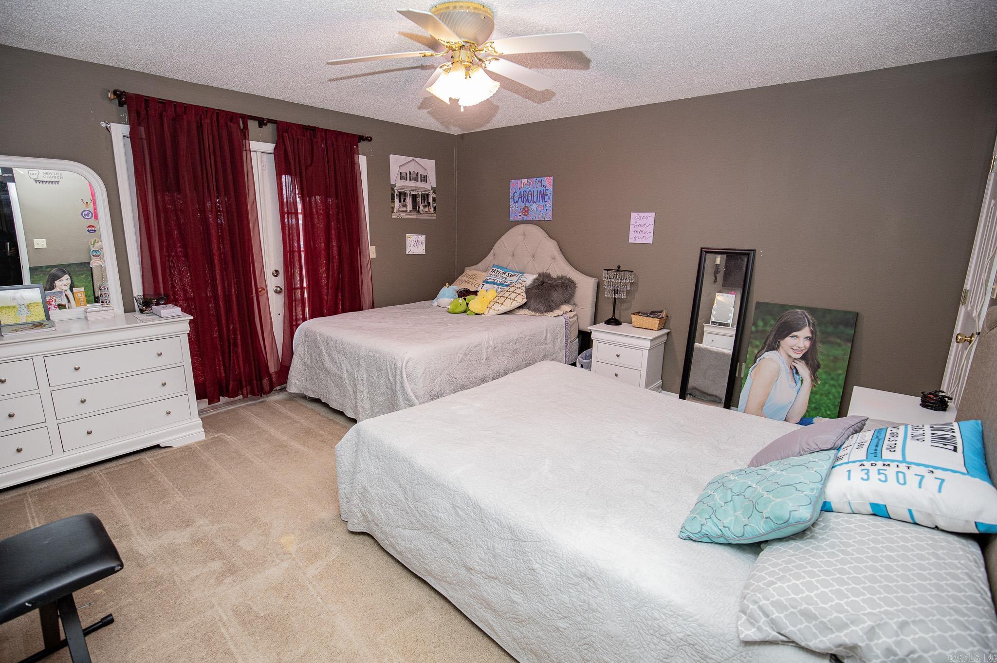 FAIRGROUND - Residential