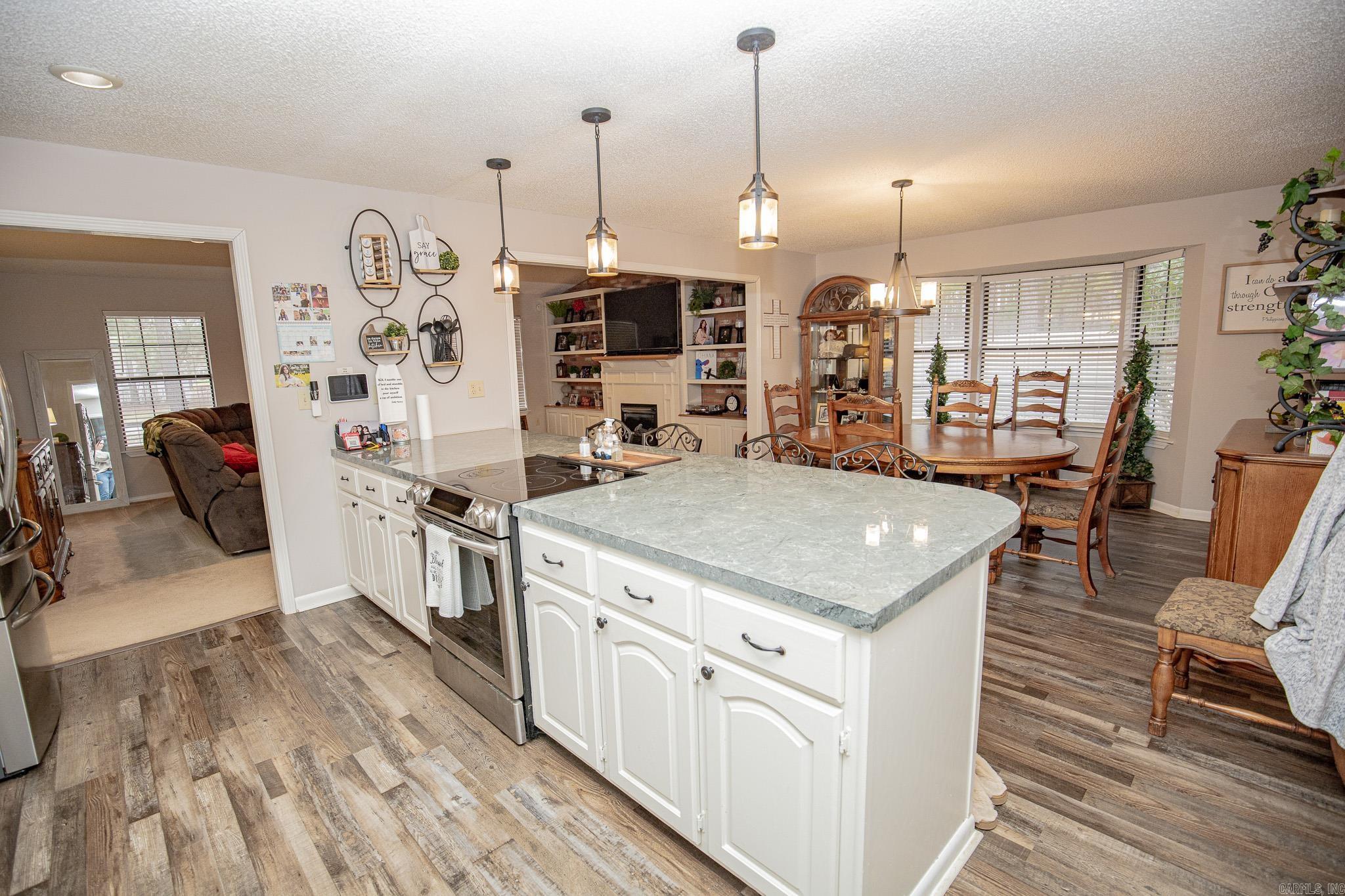 FAIRGROUND - Residential