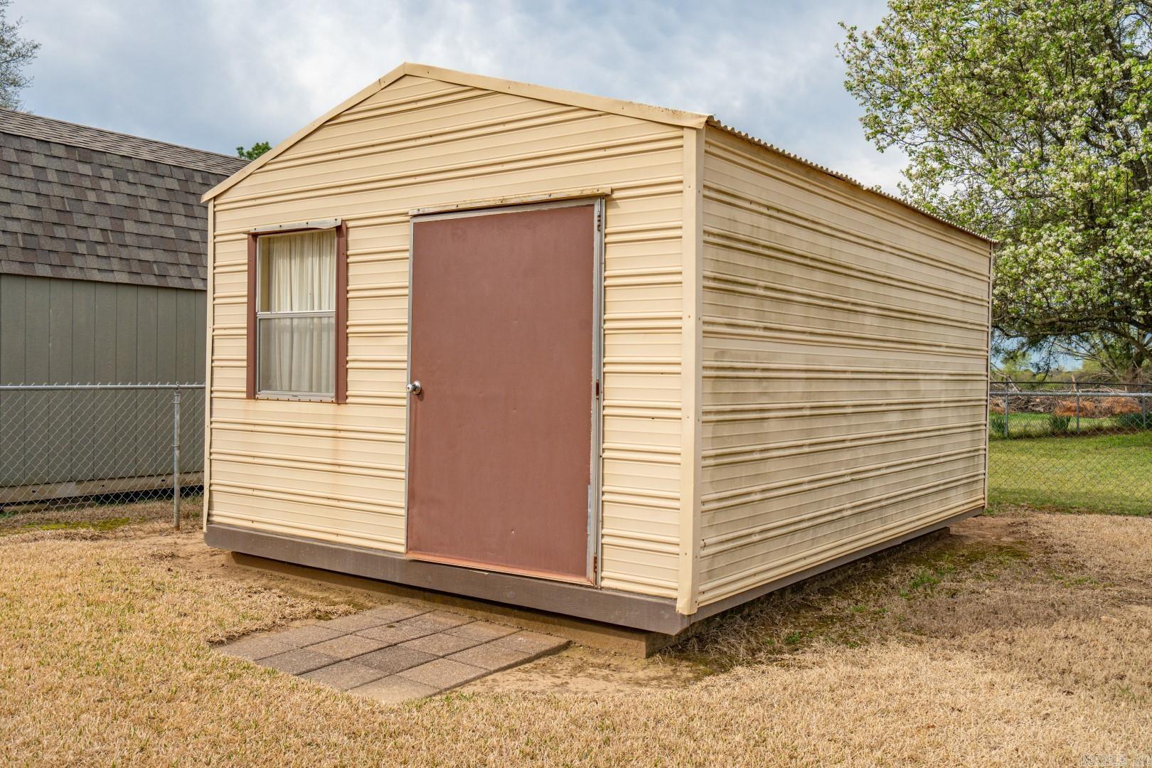 VILLAGE SOUTH - Residential