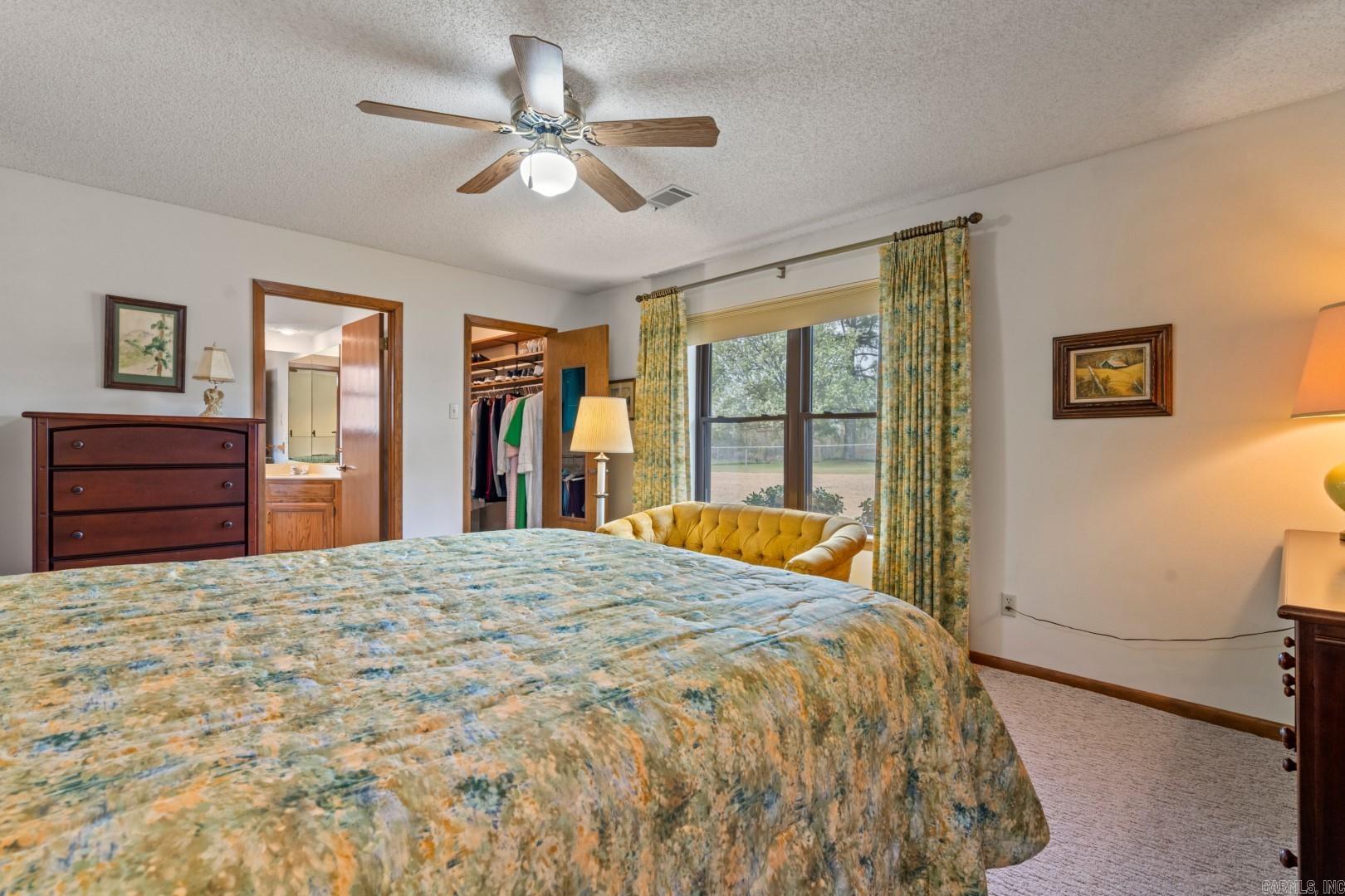 VILLAGE SOUTH - Residential