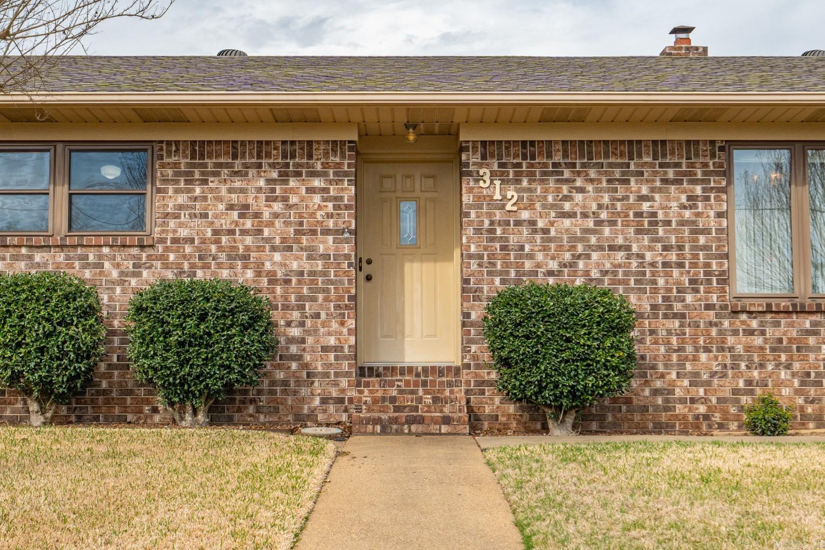 VILLAGE SOUTH - Residential