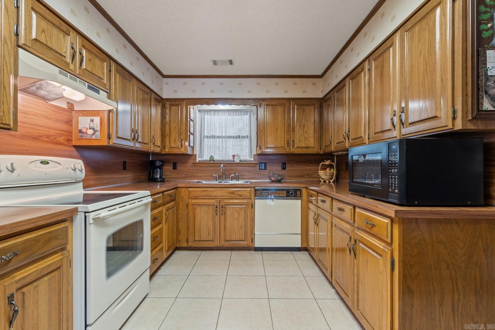 VILLAGE SOUTH - Residential